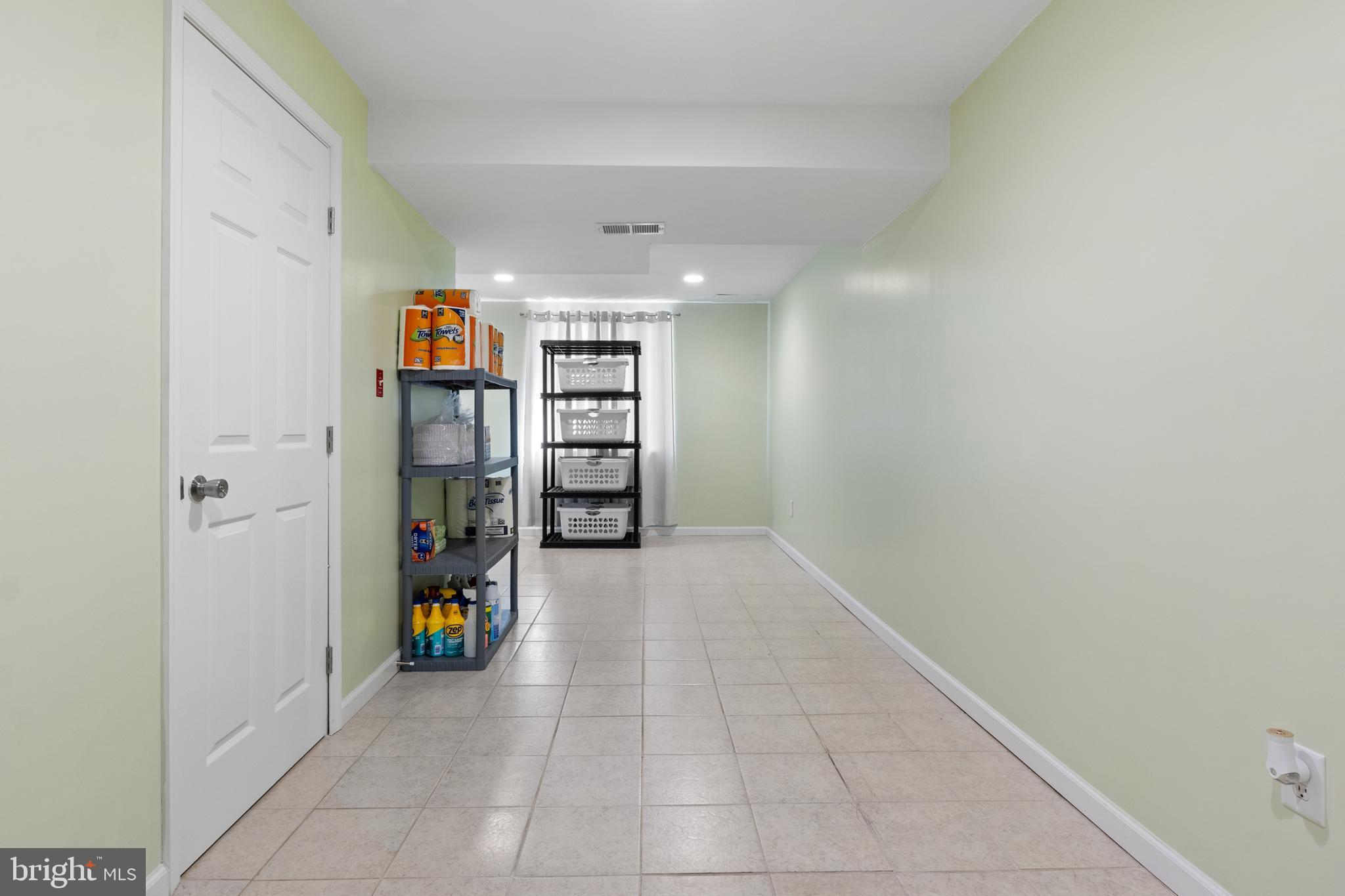 LAKEVIEW ESTATES - Residential