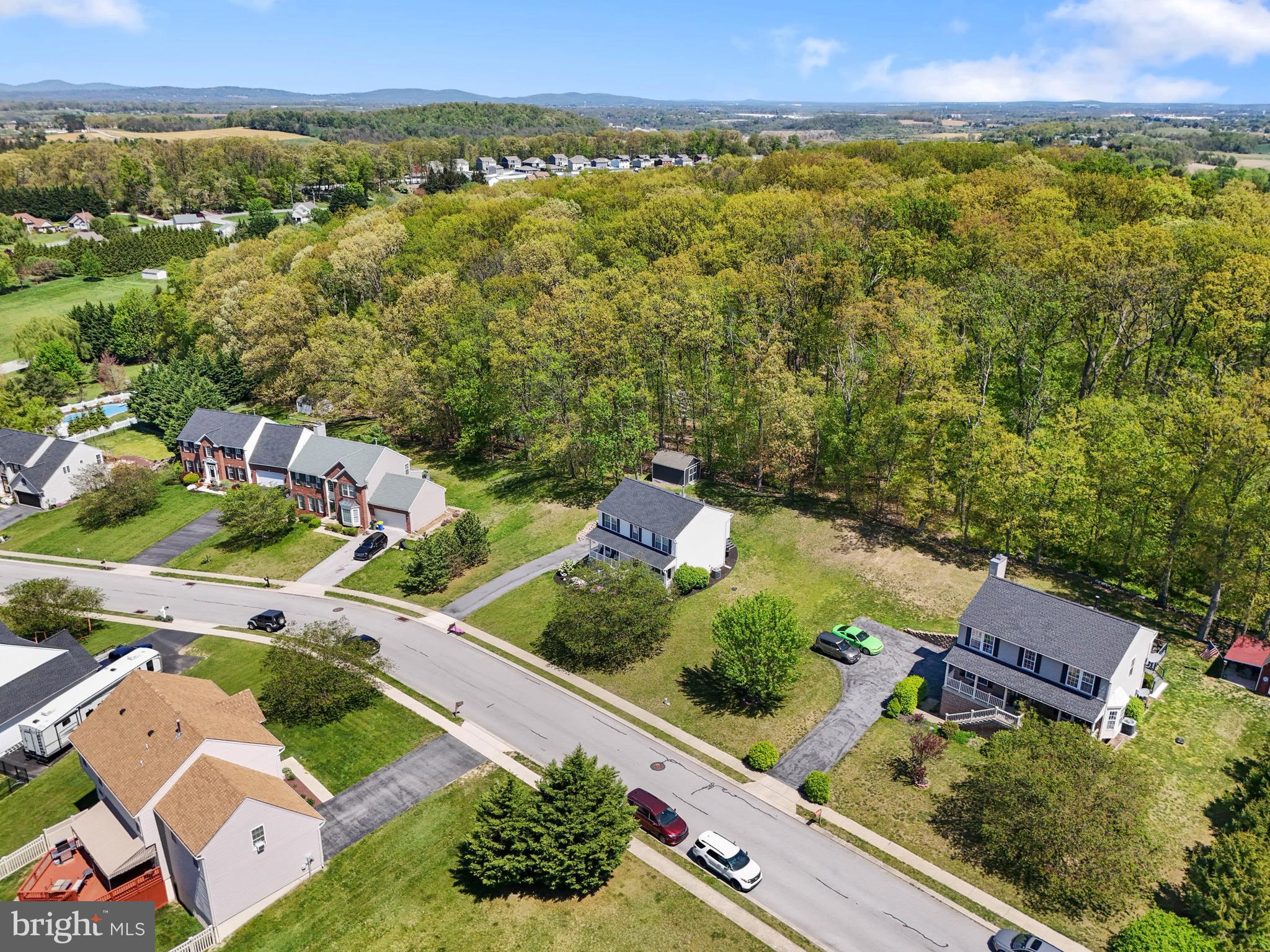 LAKEVIEW ESTATES - Residential