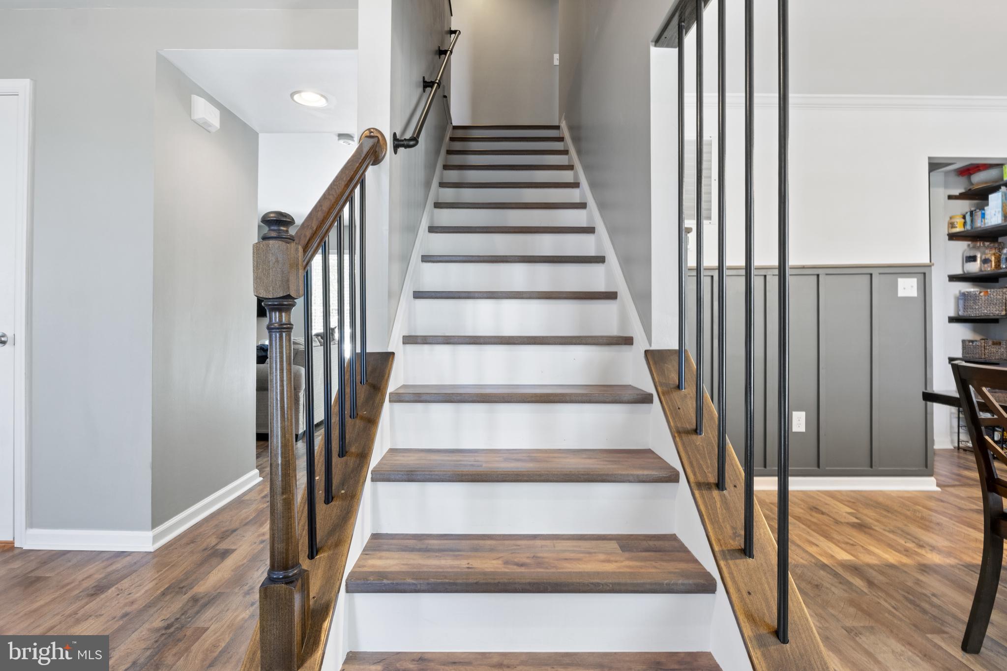 LAKEVIEW ESTATES - Residential