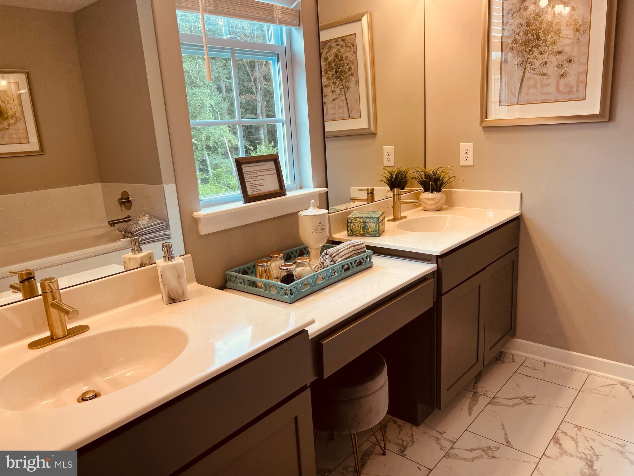 THE WOODS AT HIDDEN CREEK - Residential