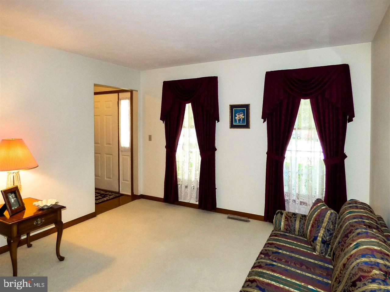 NORTHVIEW ACRES - Residential