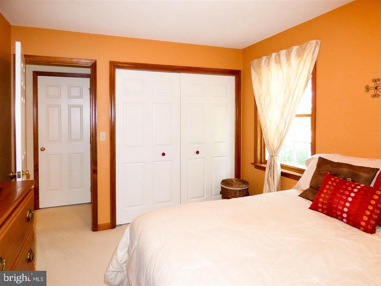 NORTHVIEW ACRES - Residential