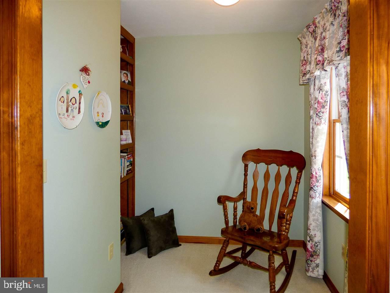 NORTHVIEW ACRES - Residential