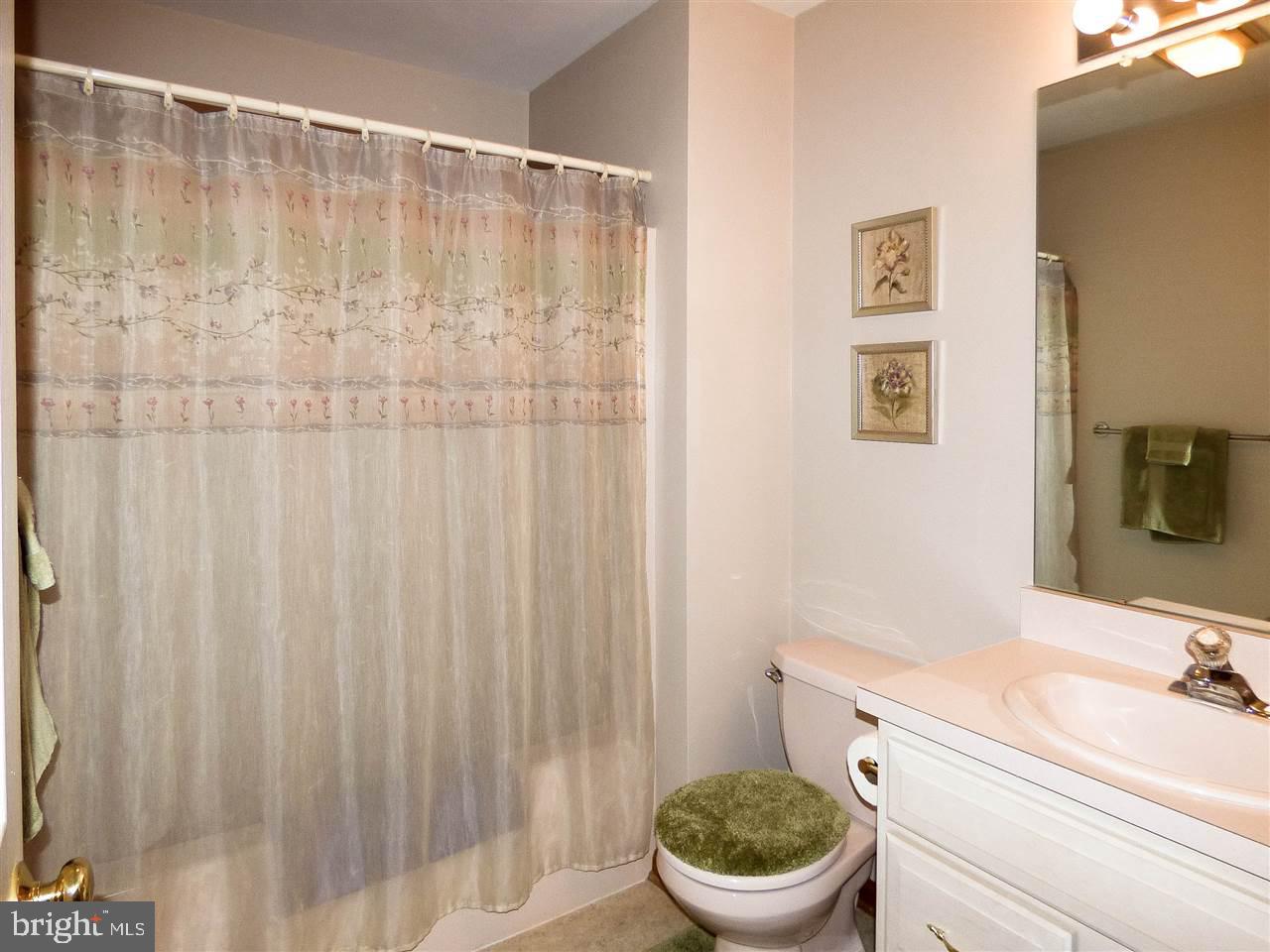 NORTHVIEW ACRES - Residential
