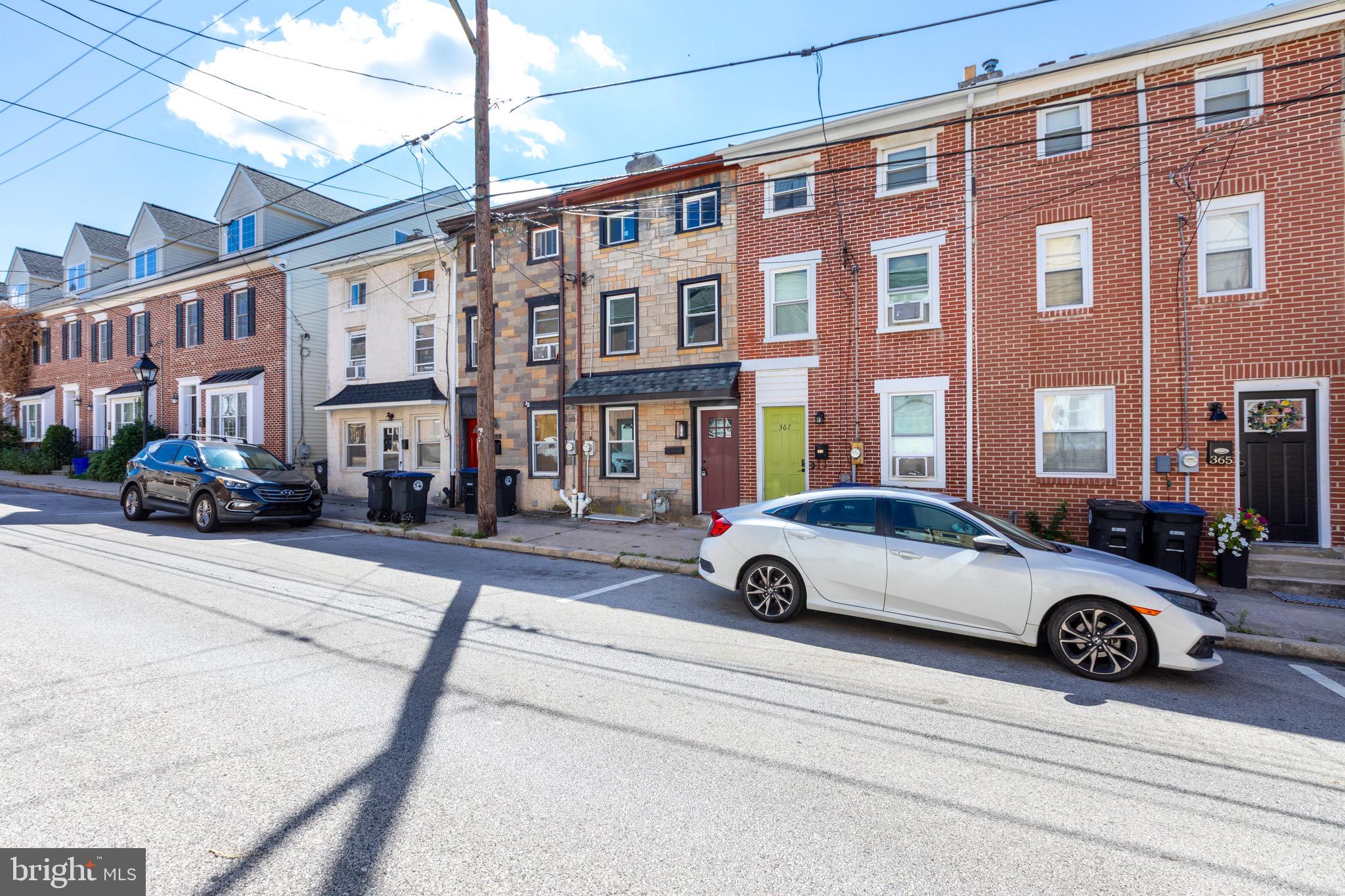 369 E HECTOR STREET