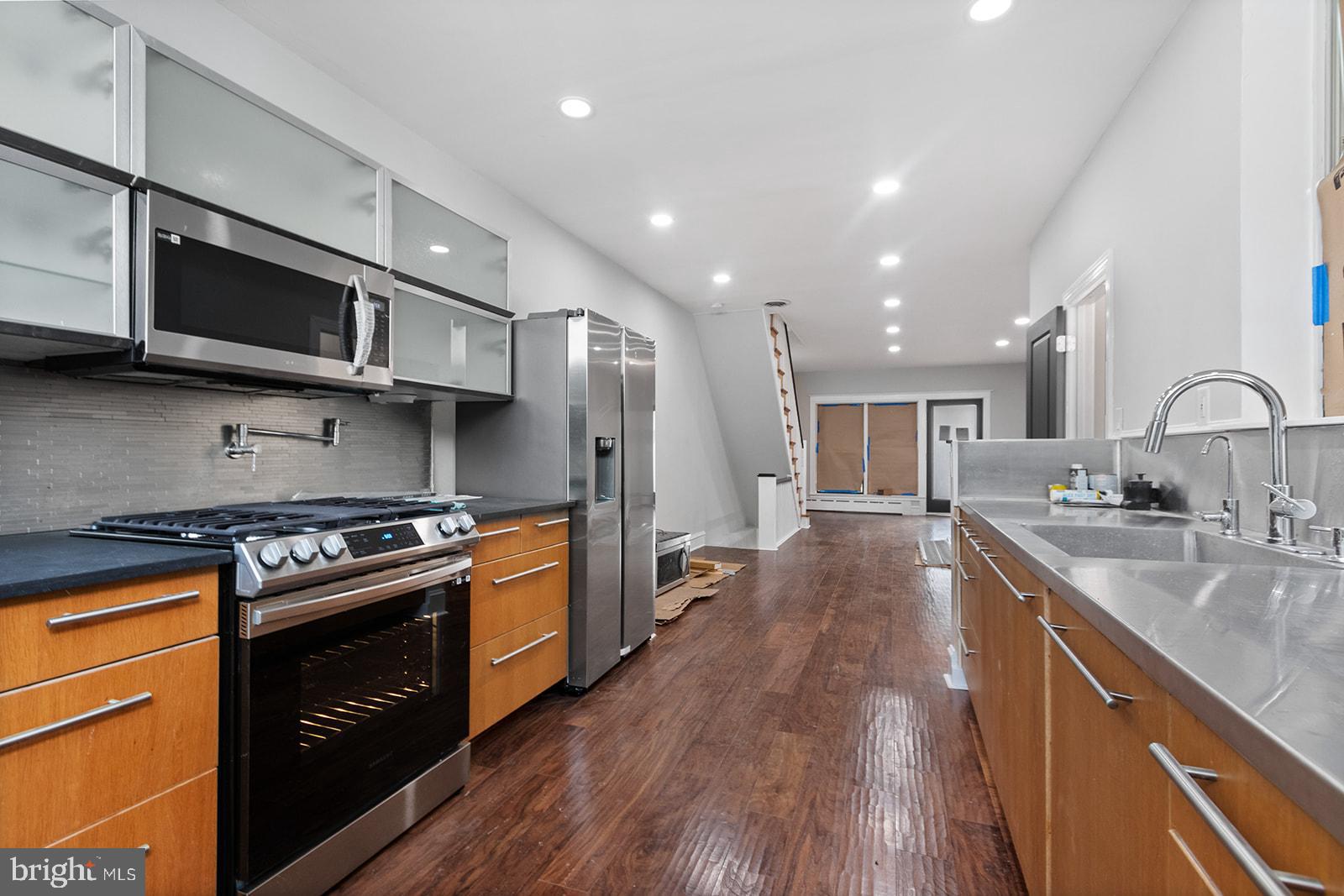 ART MUSEUM AREA - Residential