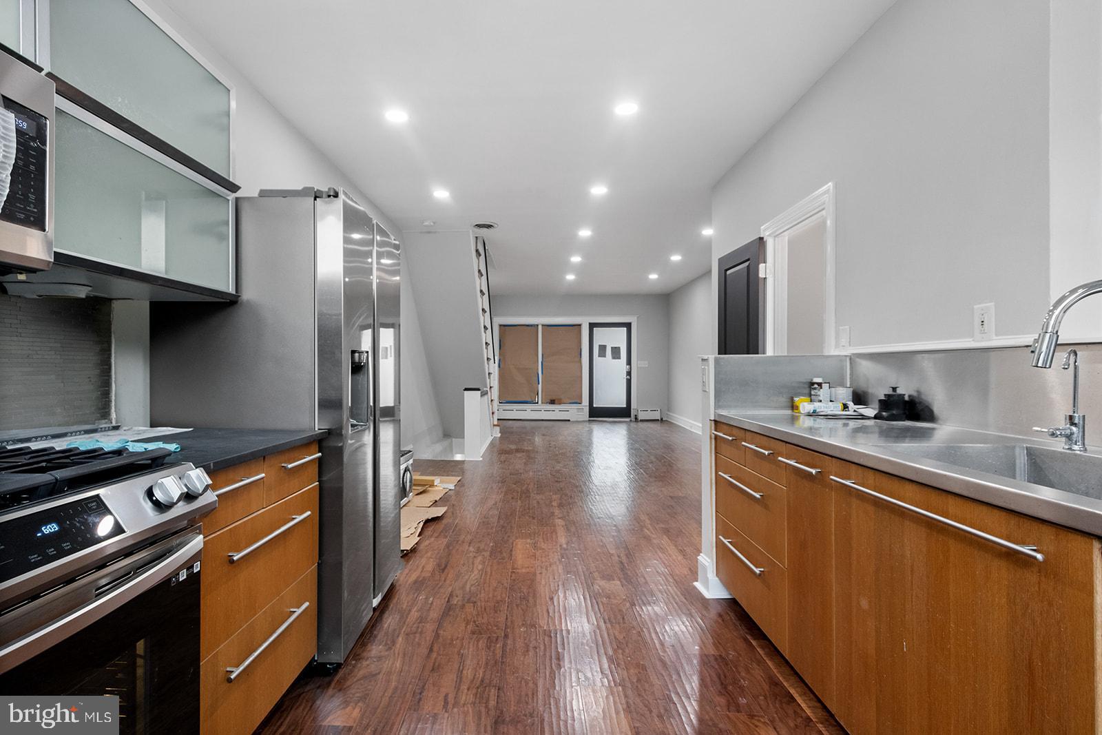 ART MUSEUM AREA - Residential