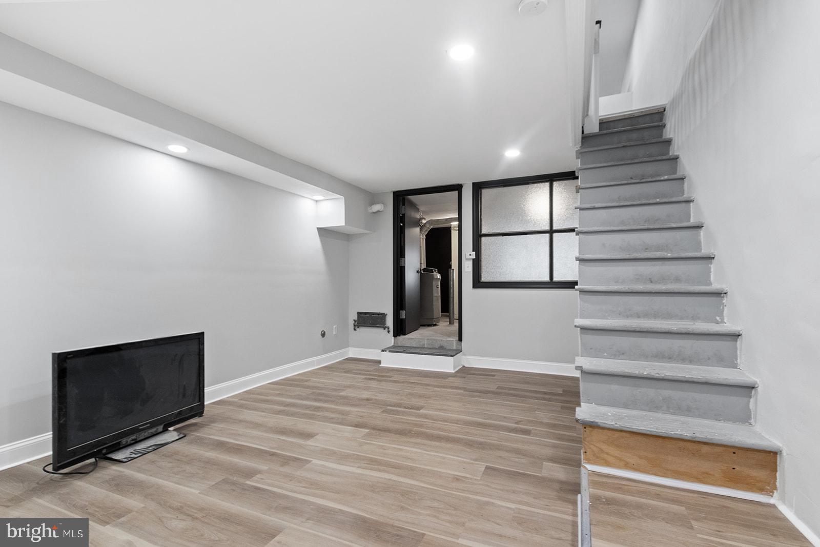 ART MUSEUM AREA - Residential