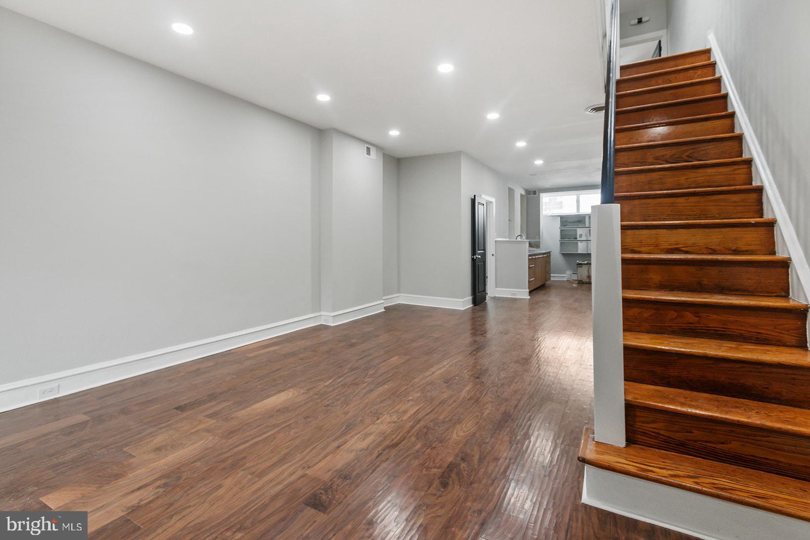 ART MUSEUM AREA - Residential