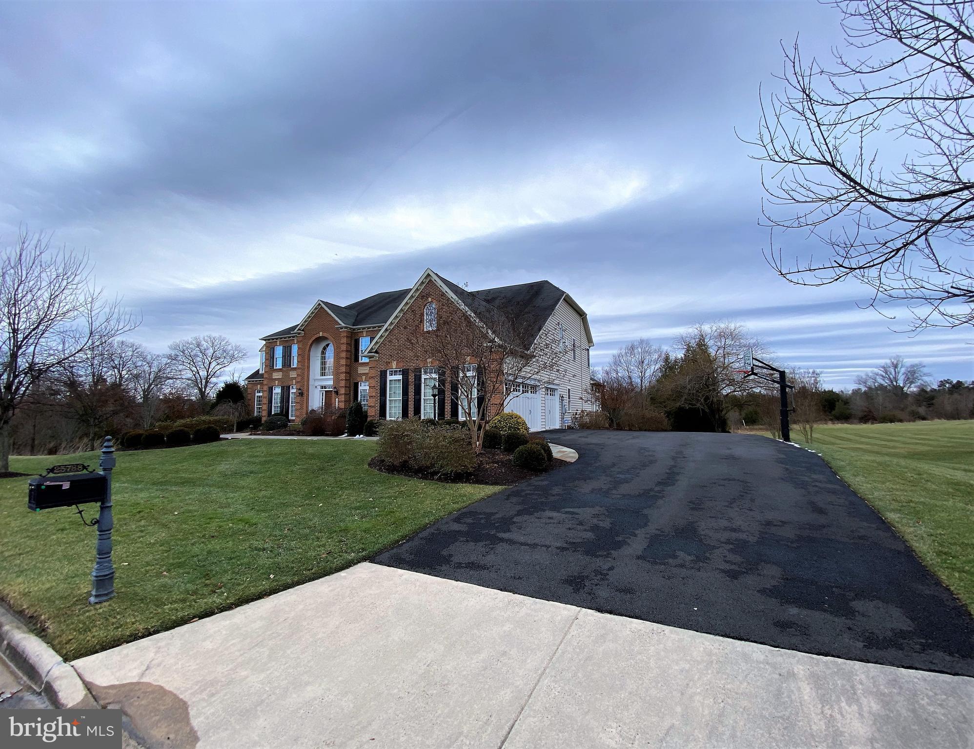 CEDAR HUNT - Residential