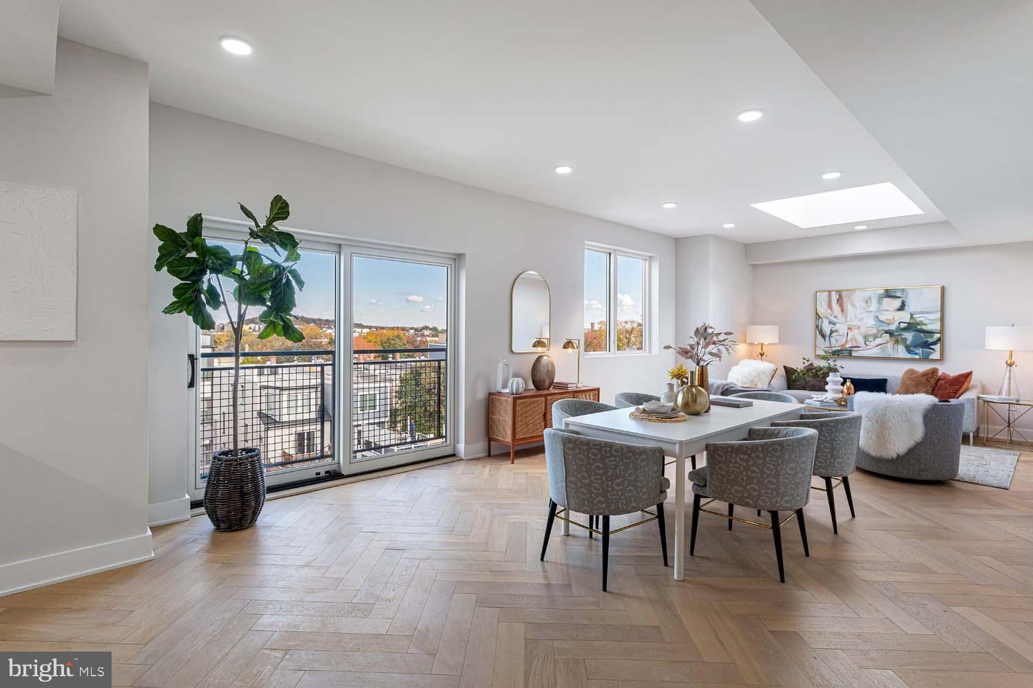 1516 EAST CAPITOL STREET NE T