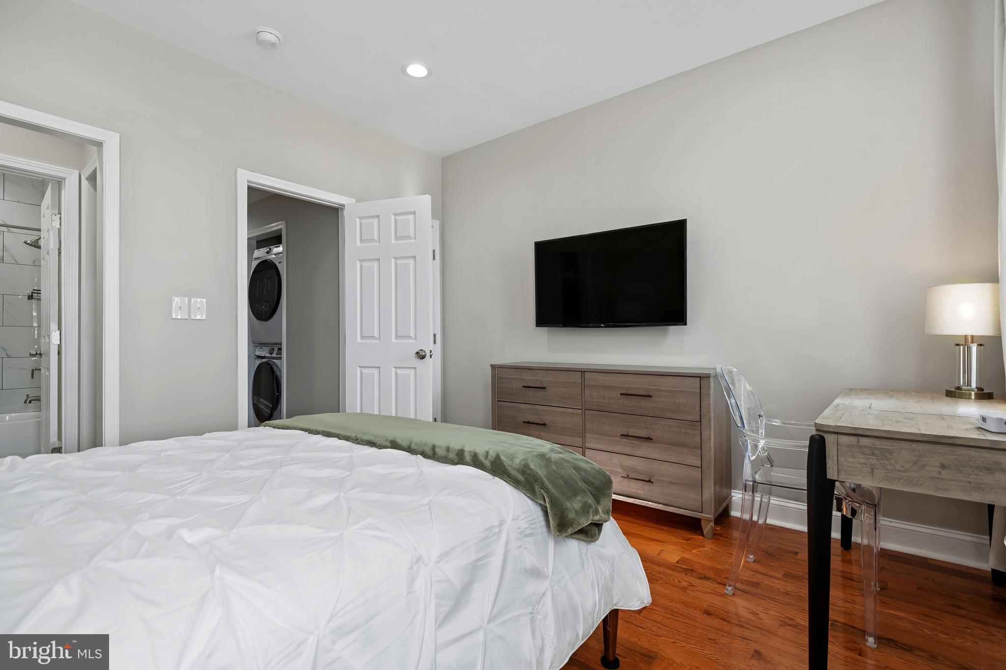 JOHNS HOPKINS - Residential