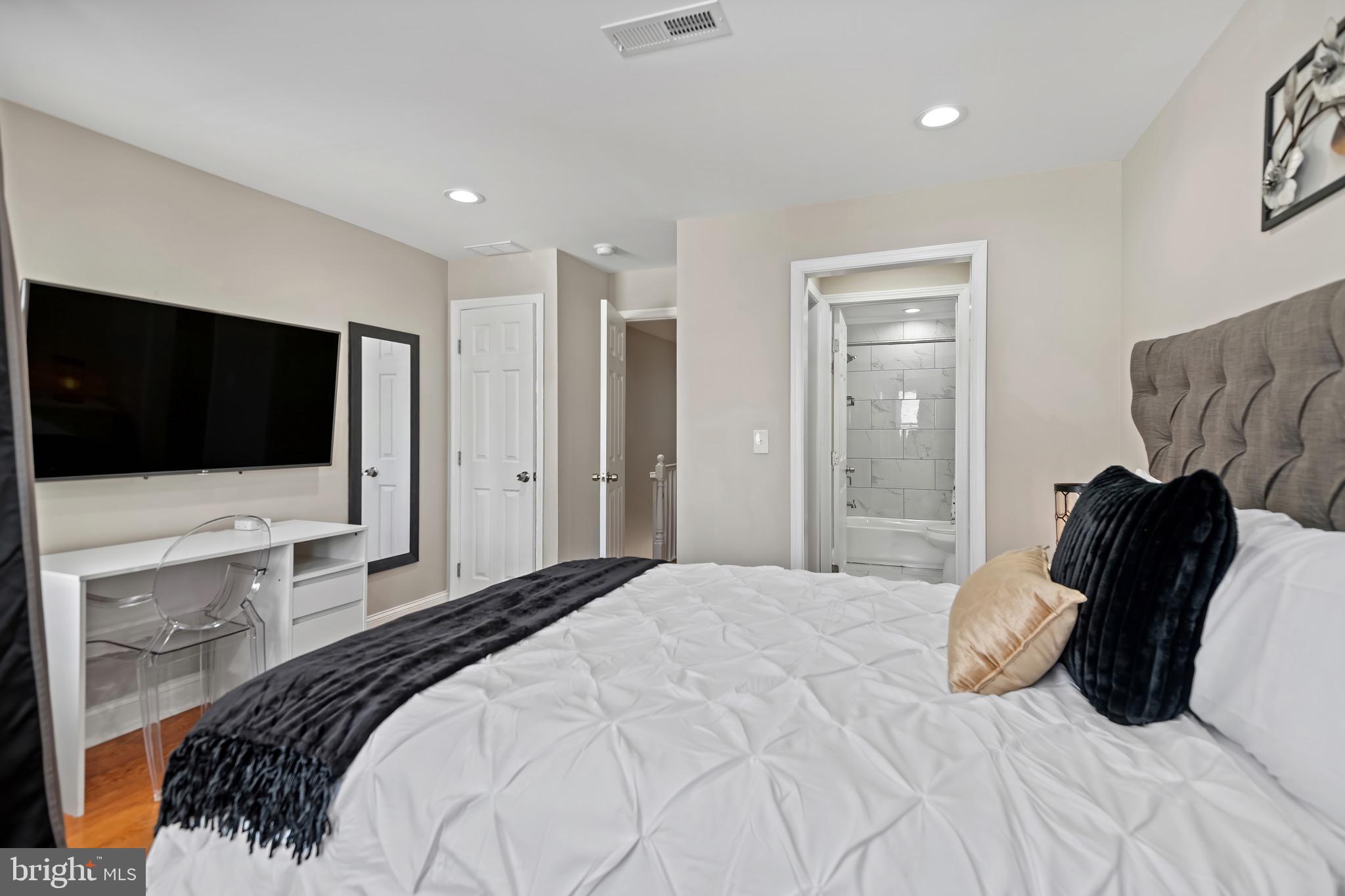 JOHNS HOPKINS - Residential