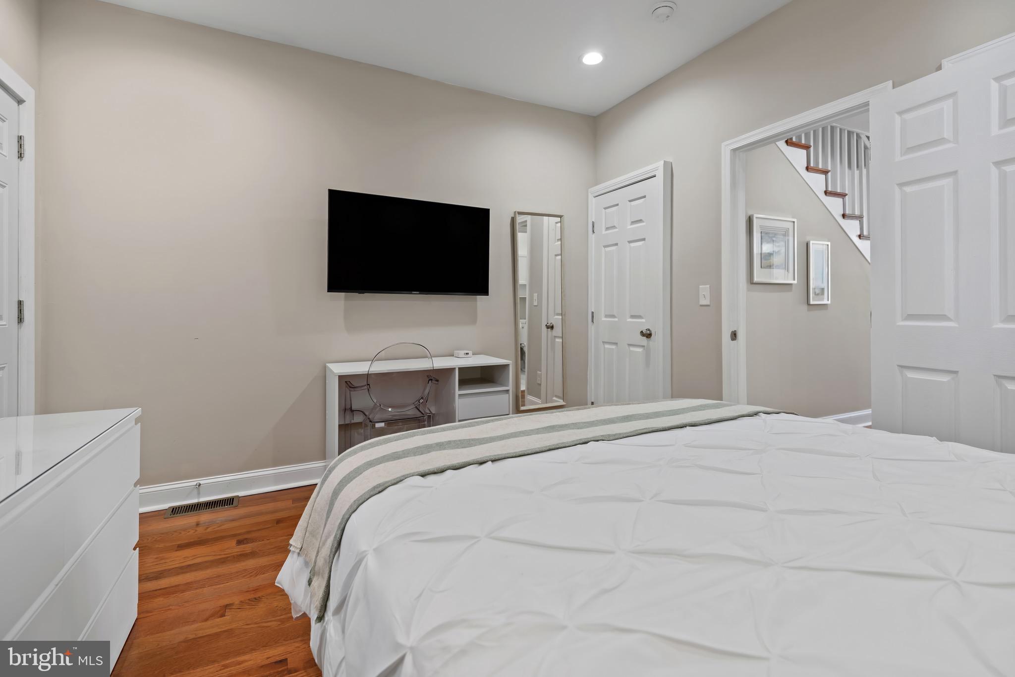 JOHNS HOPKINS - Residential