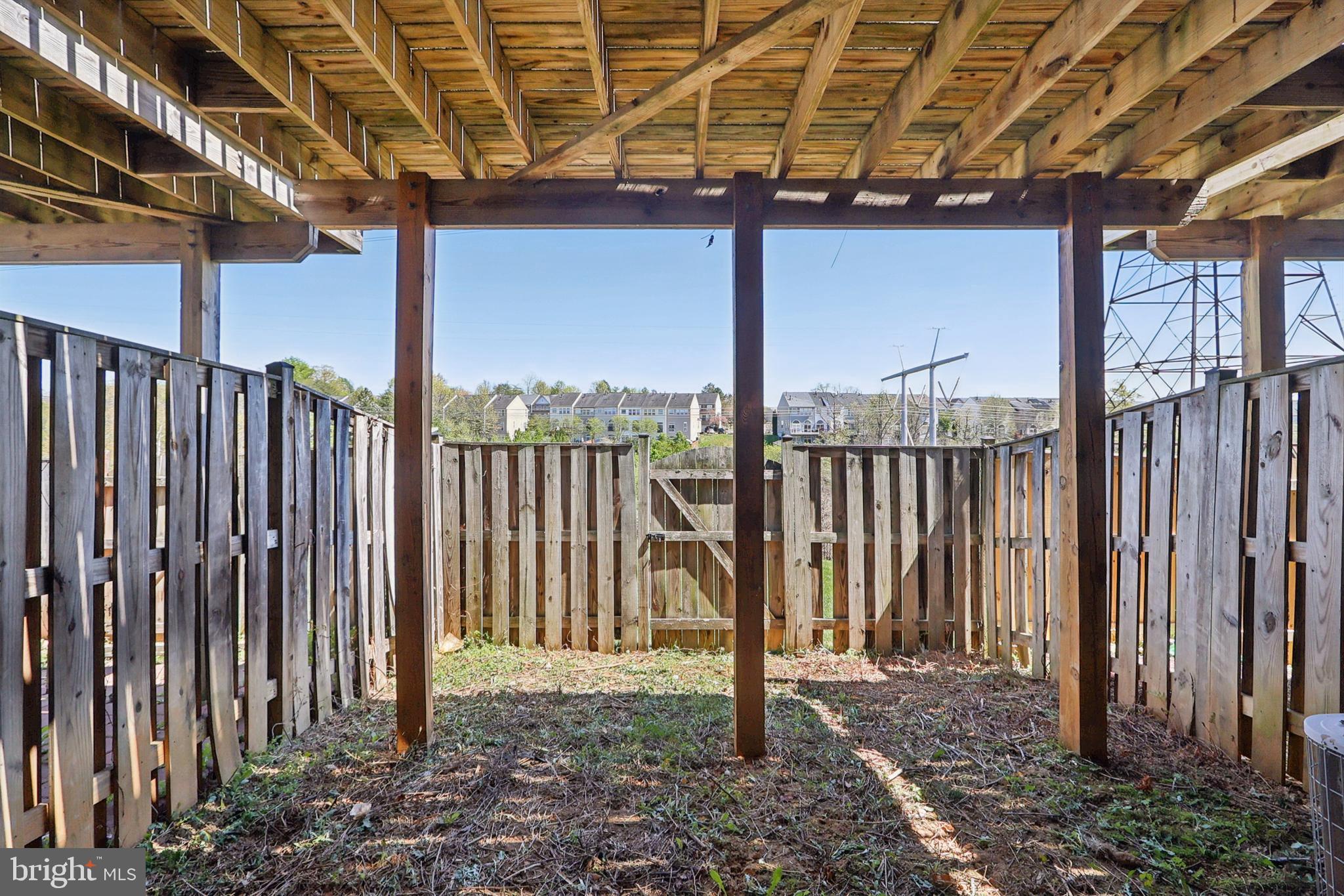 POWELLS RUN VILLAGE COND - Residential