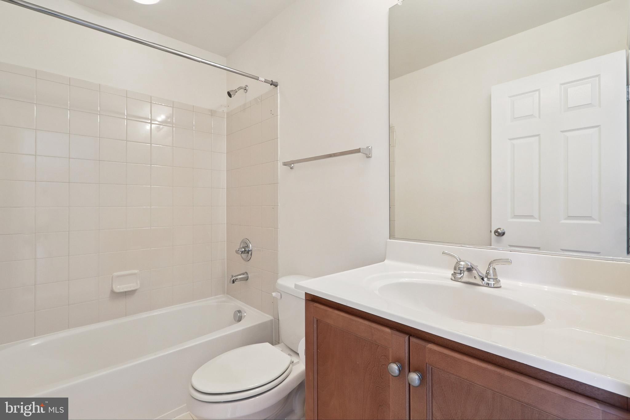 POWELLS RUN VILLAGE COND - Residential