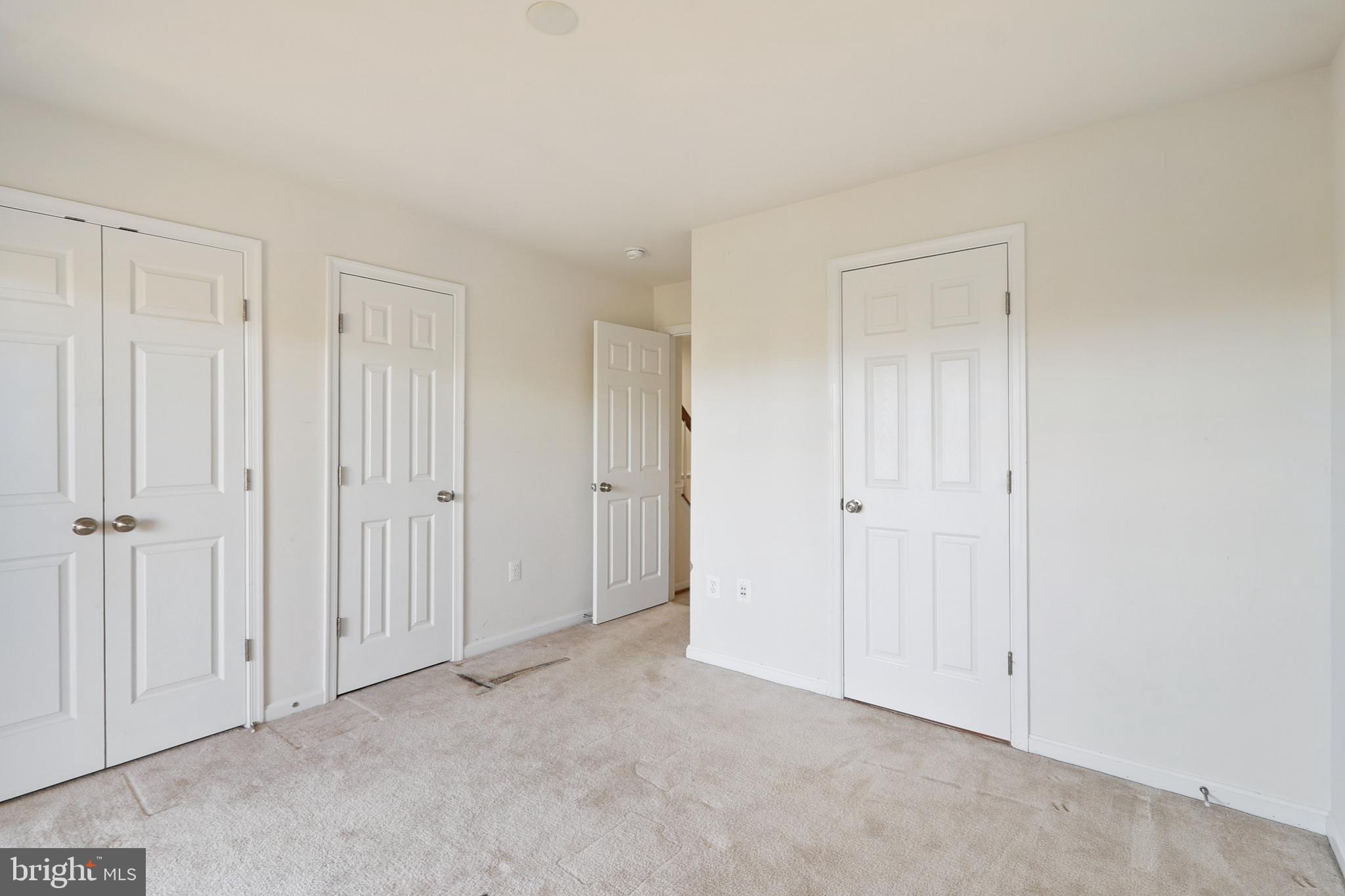 POWELLS RUN VILLAGE COND - Residential