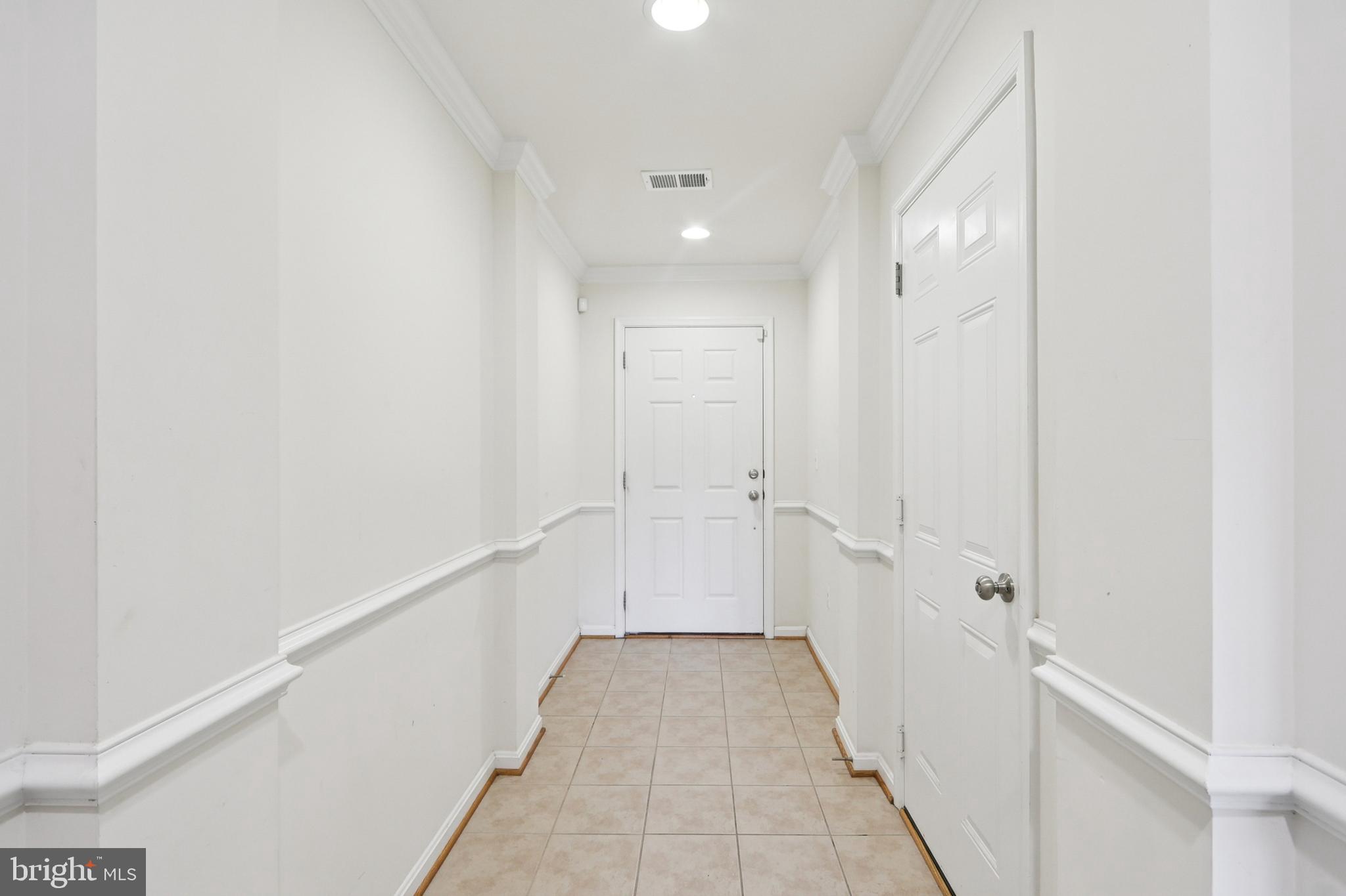 POWELLS RUN VILLAGE COND - Residential