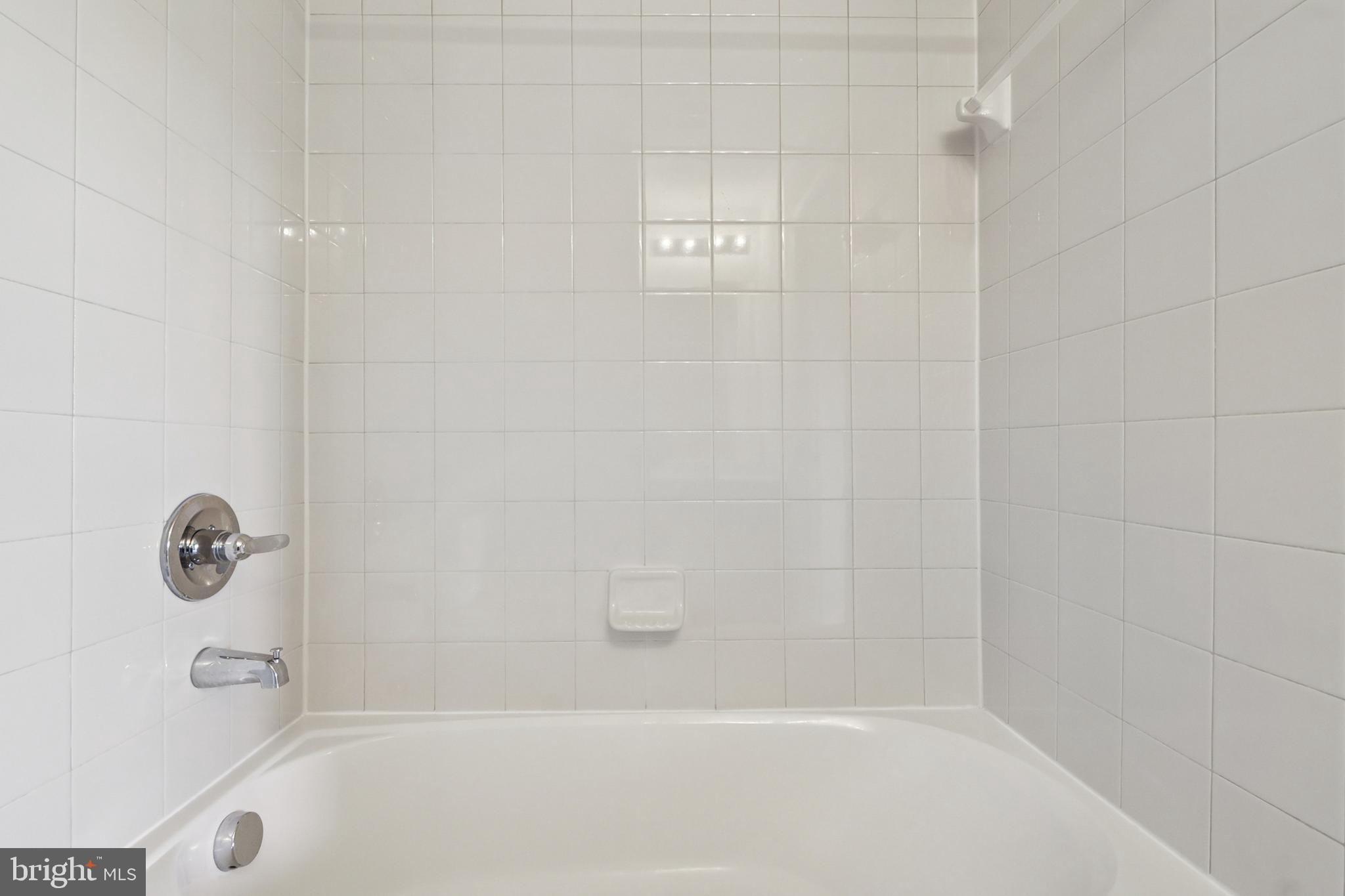 POWELLS RUN VILLAGE COND - Residential