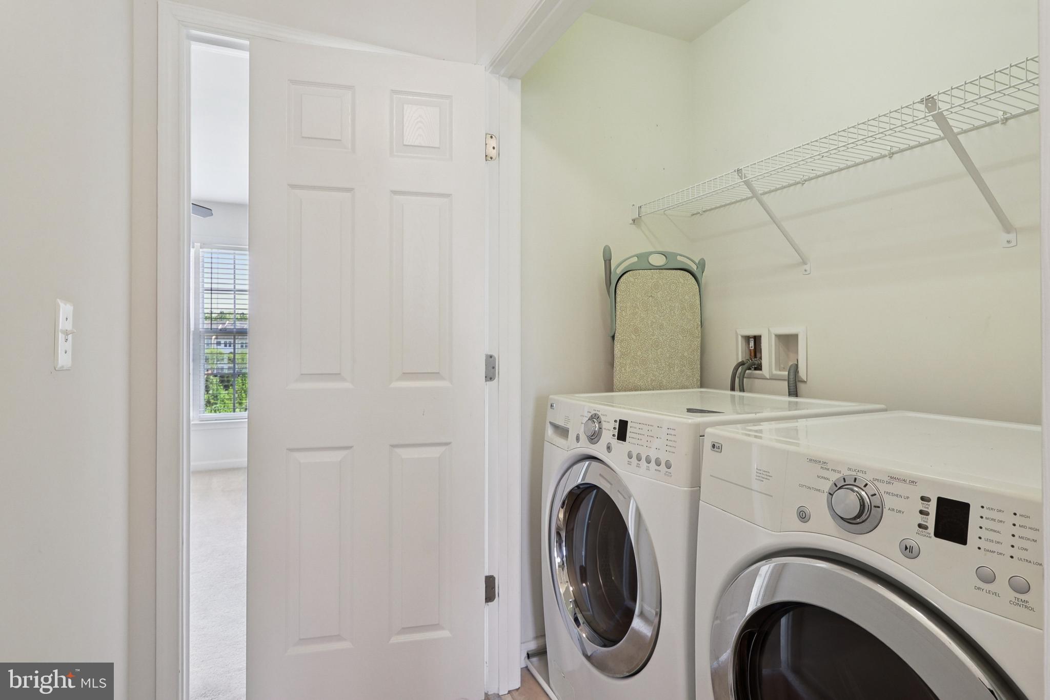 POWELLS RUN VILLAGE COND - Residential