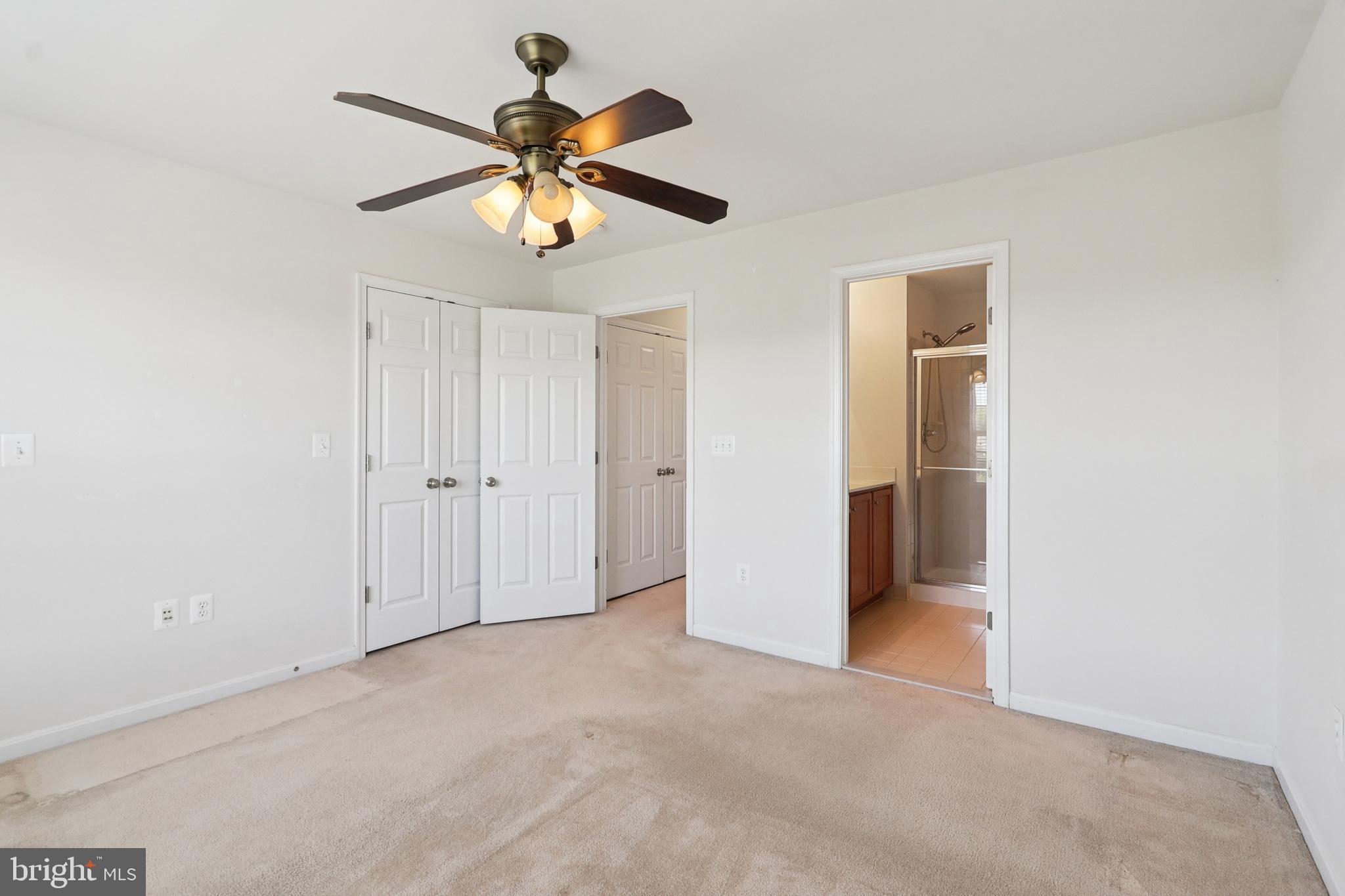 POWELLS RUN VILLAGE COND - Residential