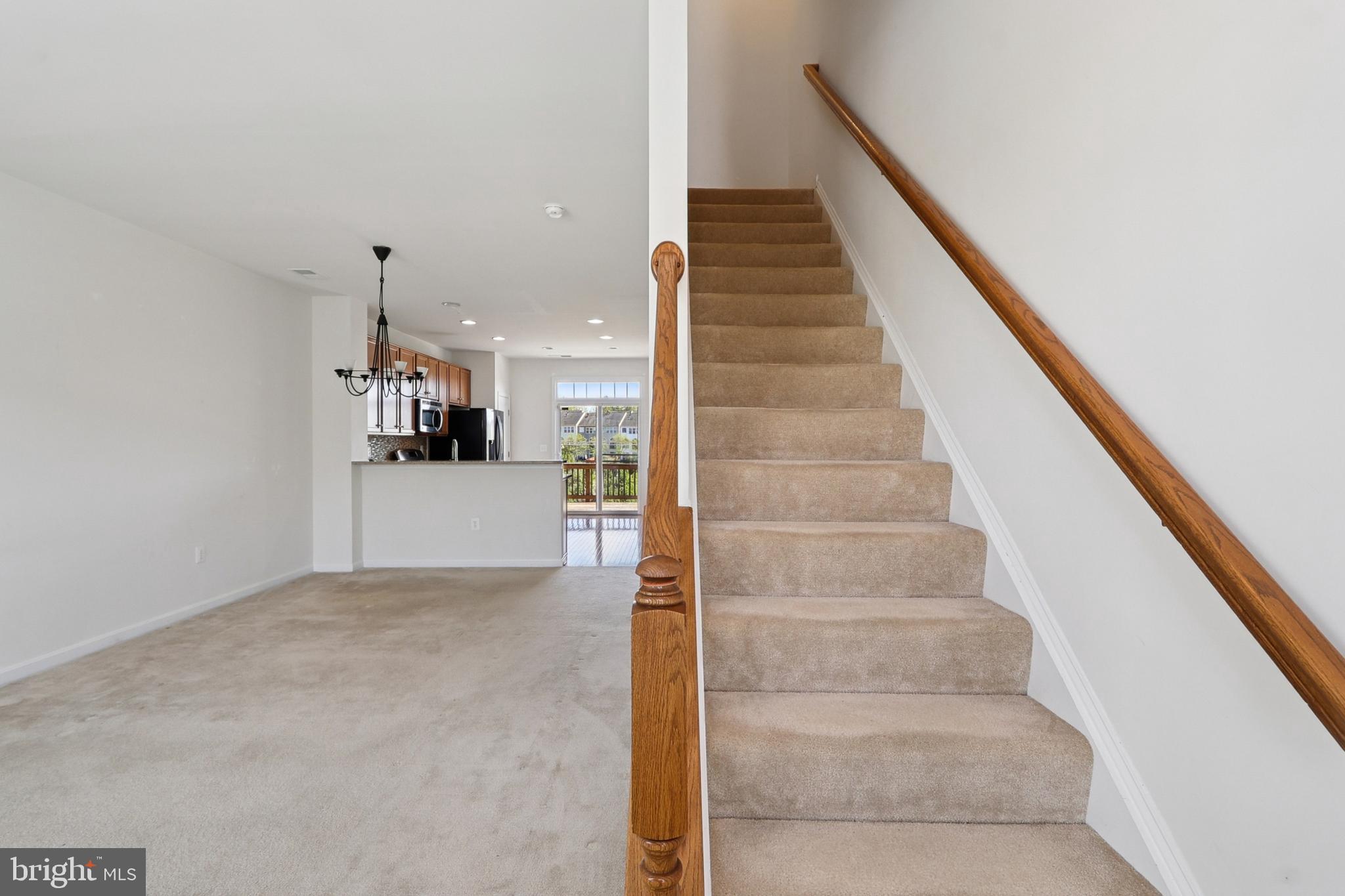 POWELLS RUN VILLAGE COND - Residential