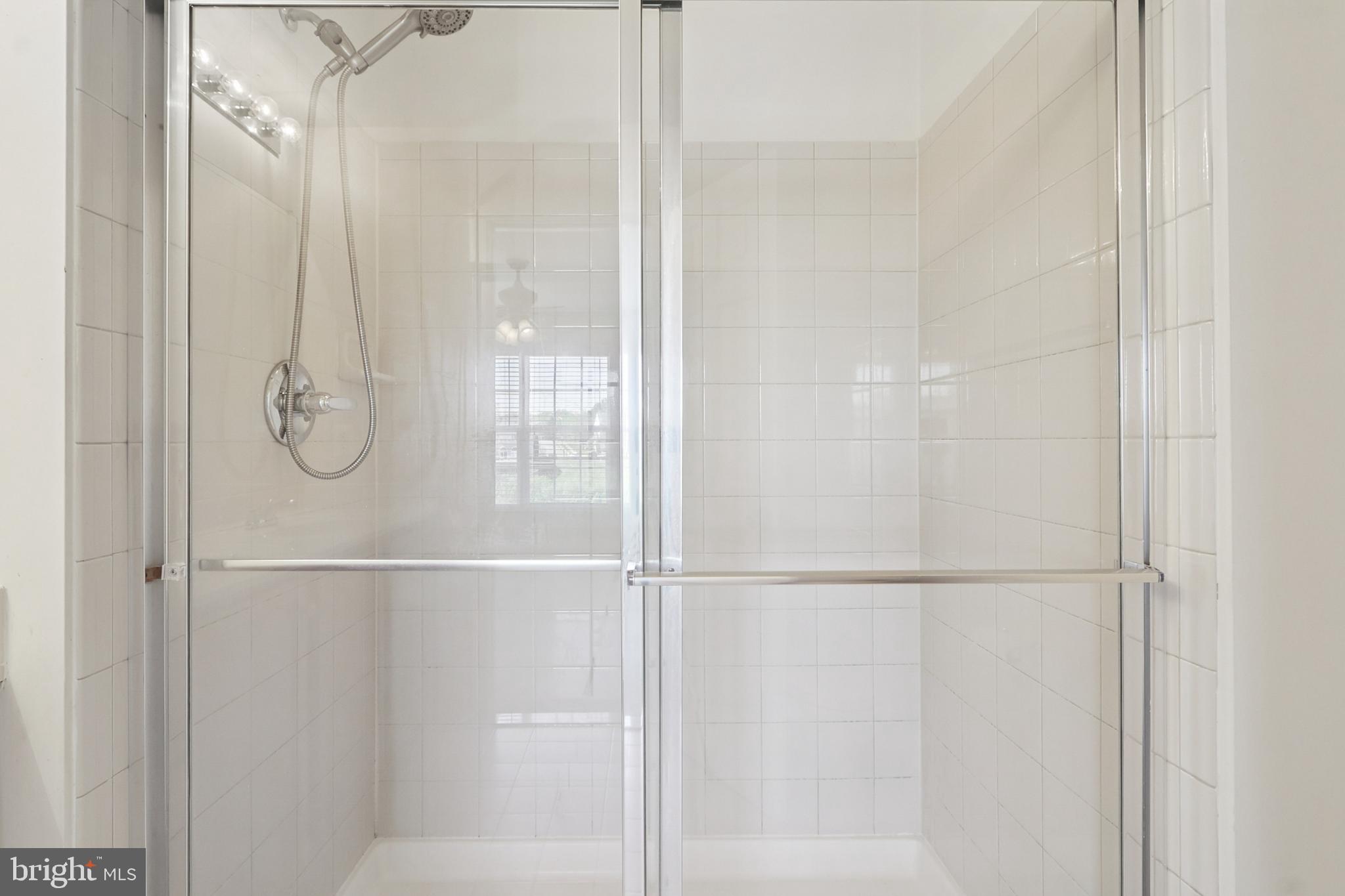 POWELLS RUN VILLAGE COND - Residential