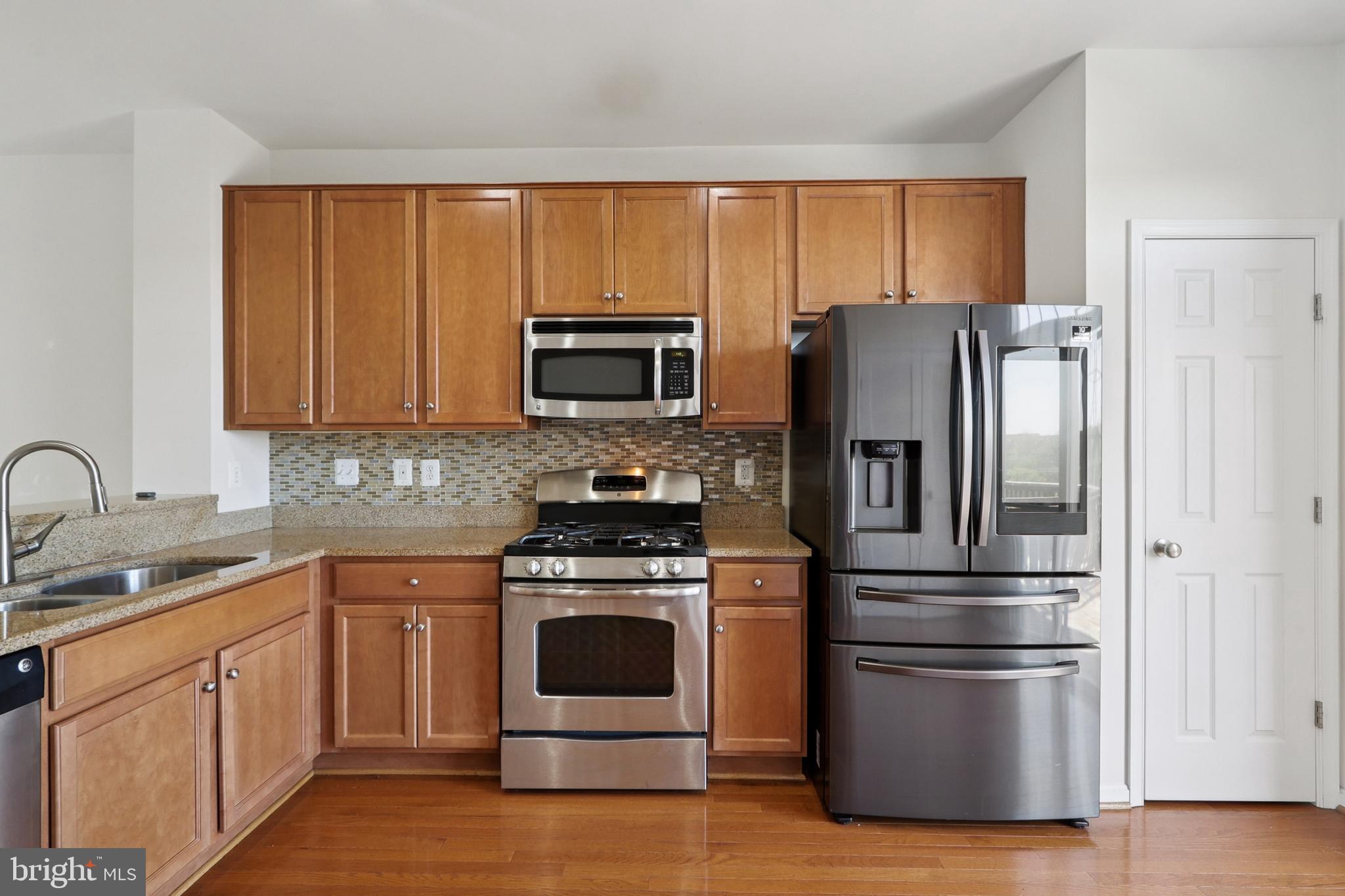 POWELLS RUN VILLAGE COND - Residential