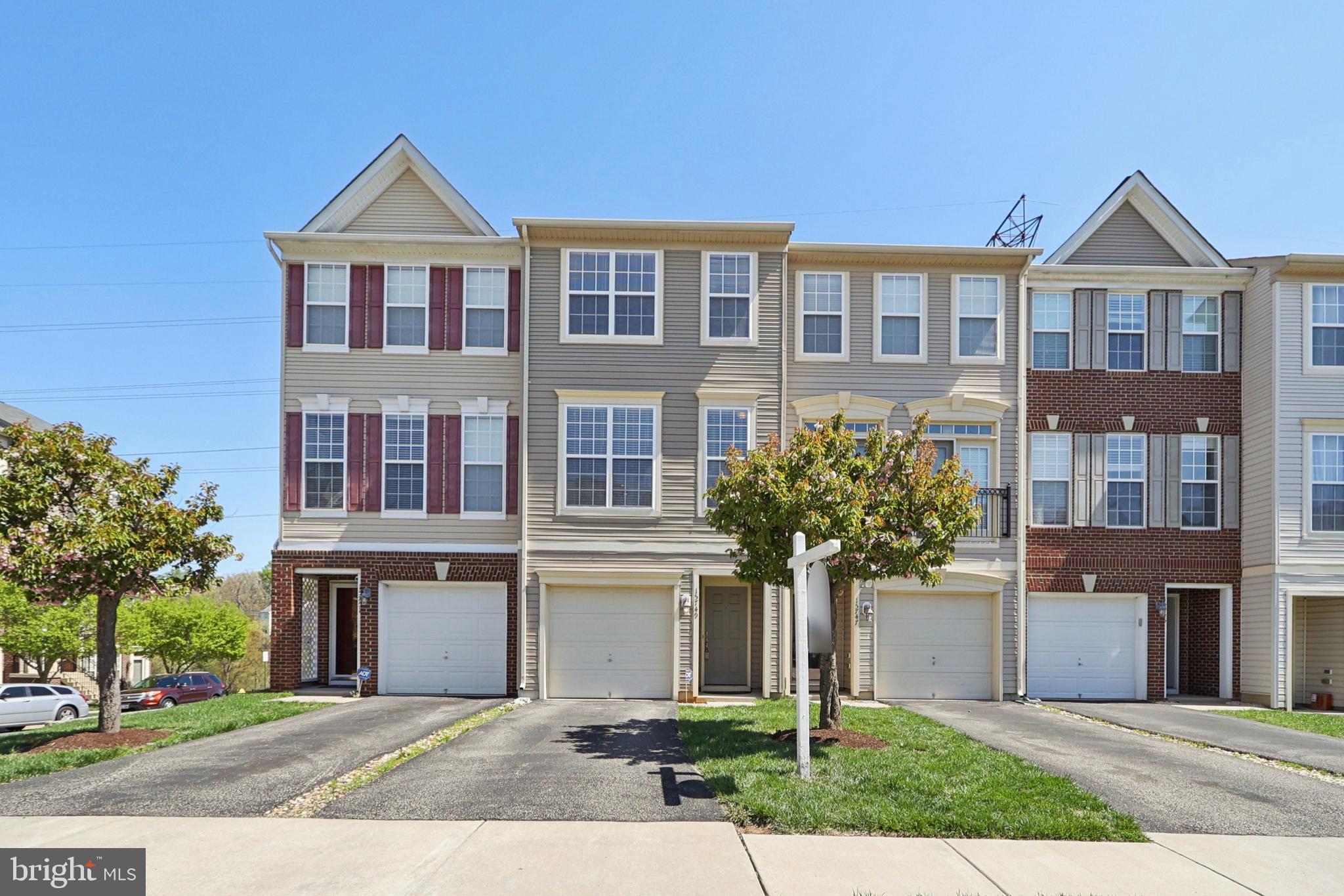 POWELLS RUN VILLAGE COND - Residential