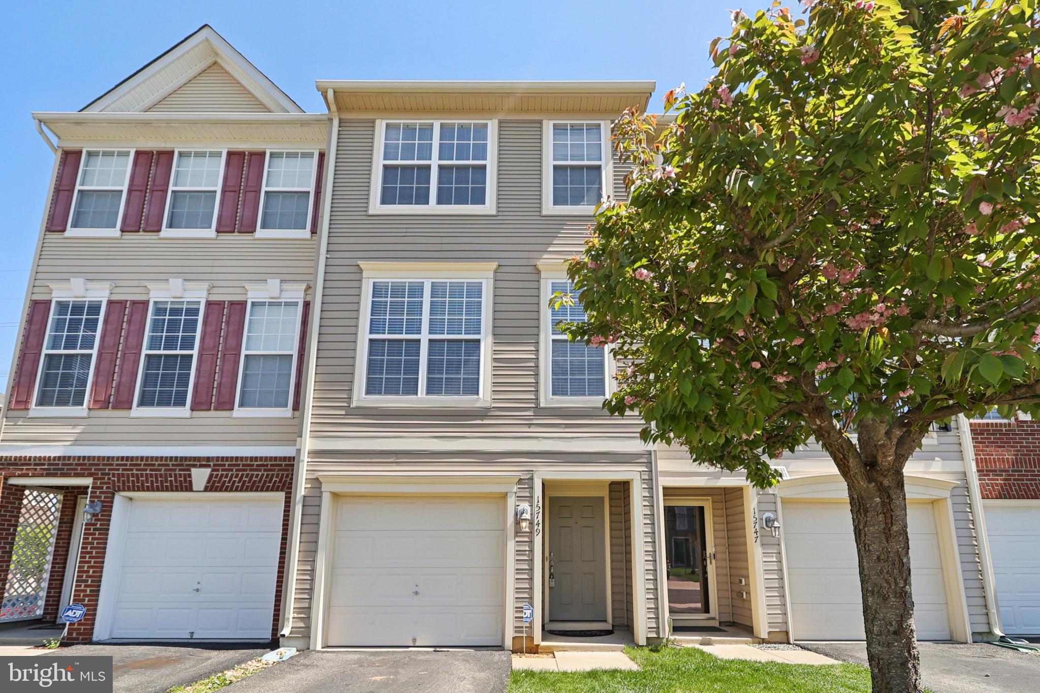 POWELLS RUN VILLAGE COND - Residential