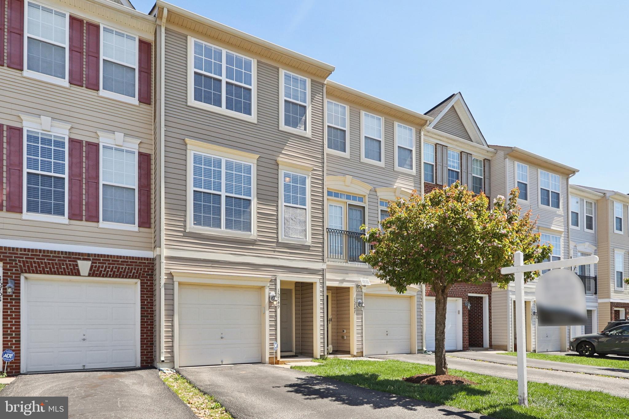 POWELLS RUN VILLAGE COND - Residential