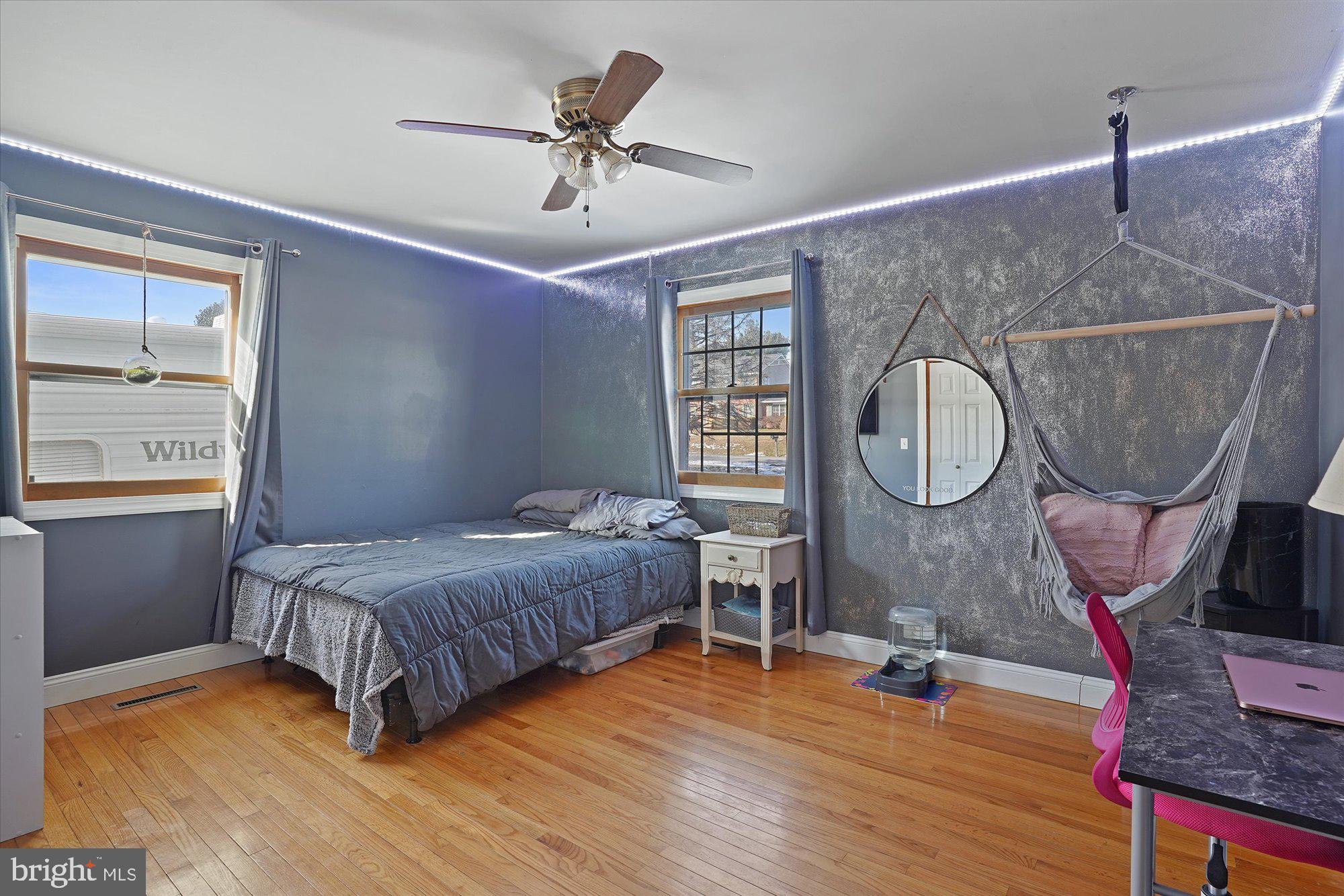 PERRYVILLE - Residential