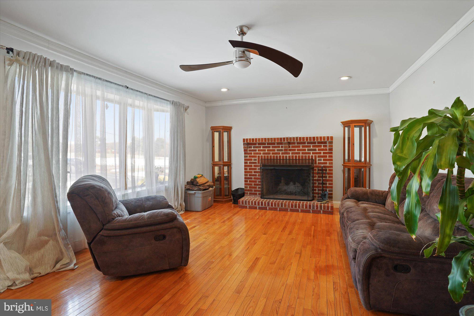 PERRYVILLE - Residential