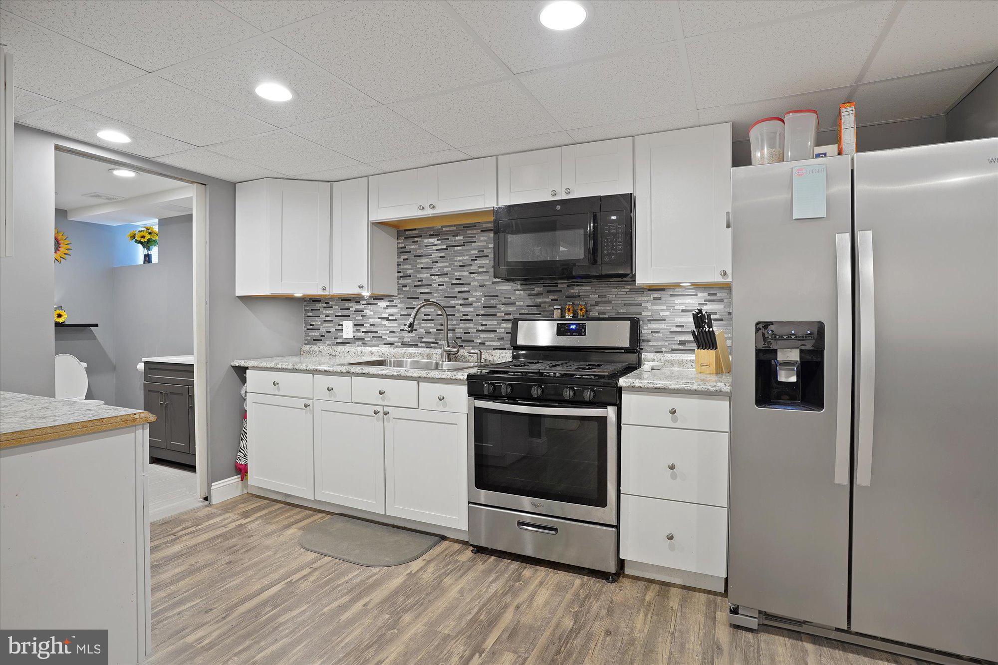 PERRYVILLE - Residential