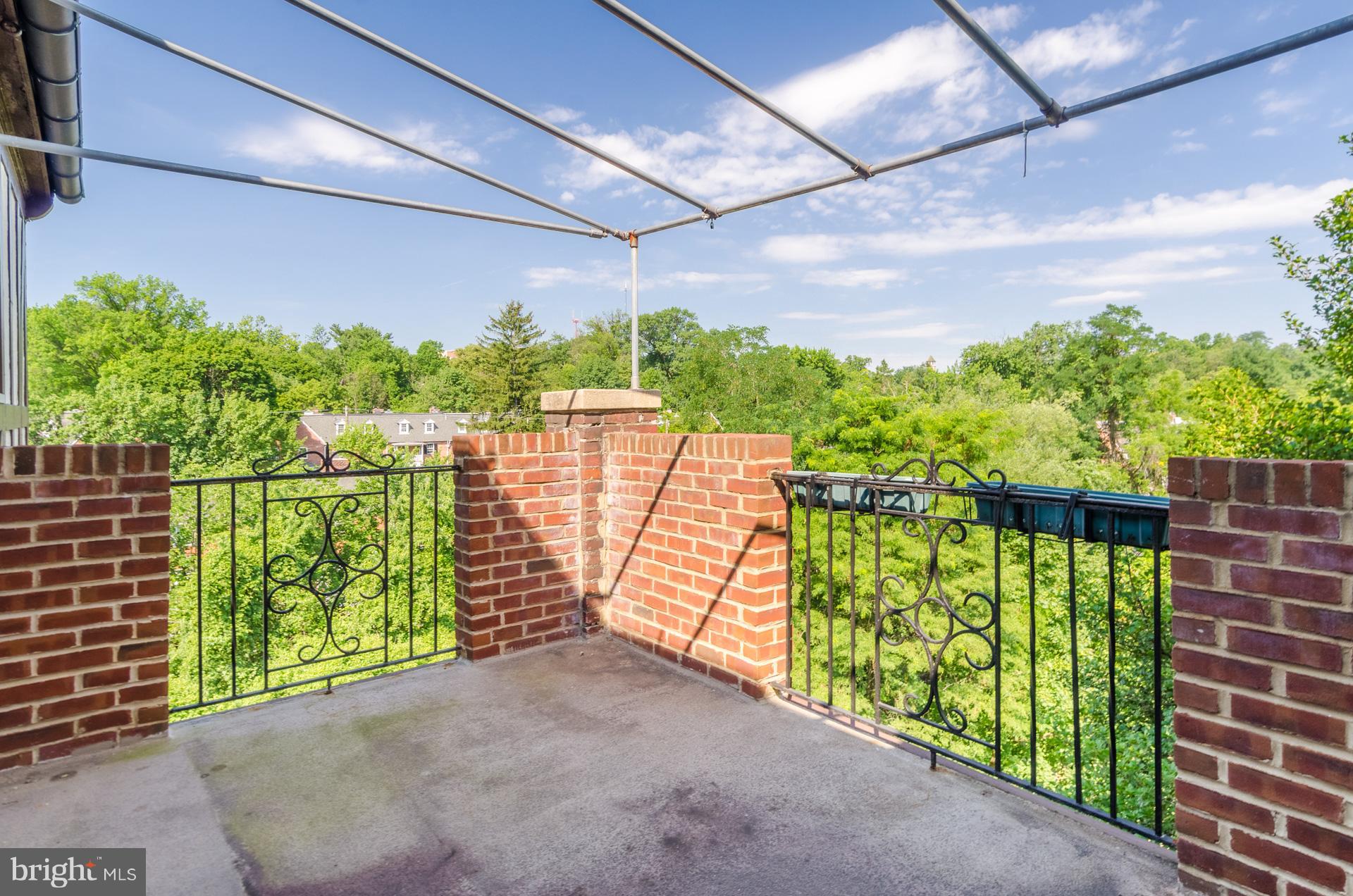 TUSCANY CANTERBURY - Residential