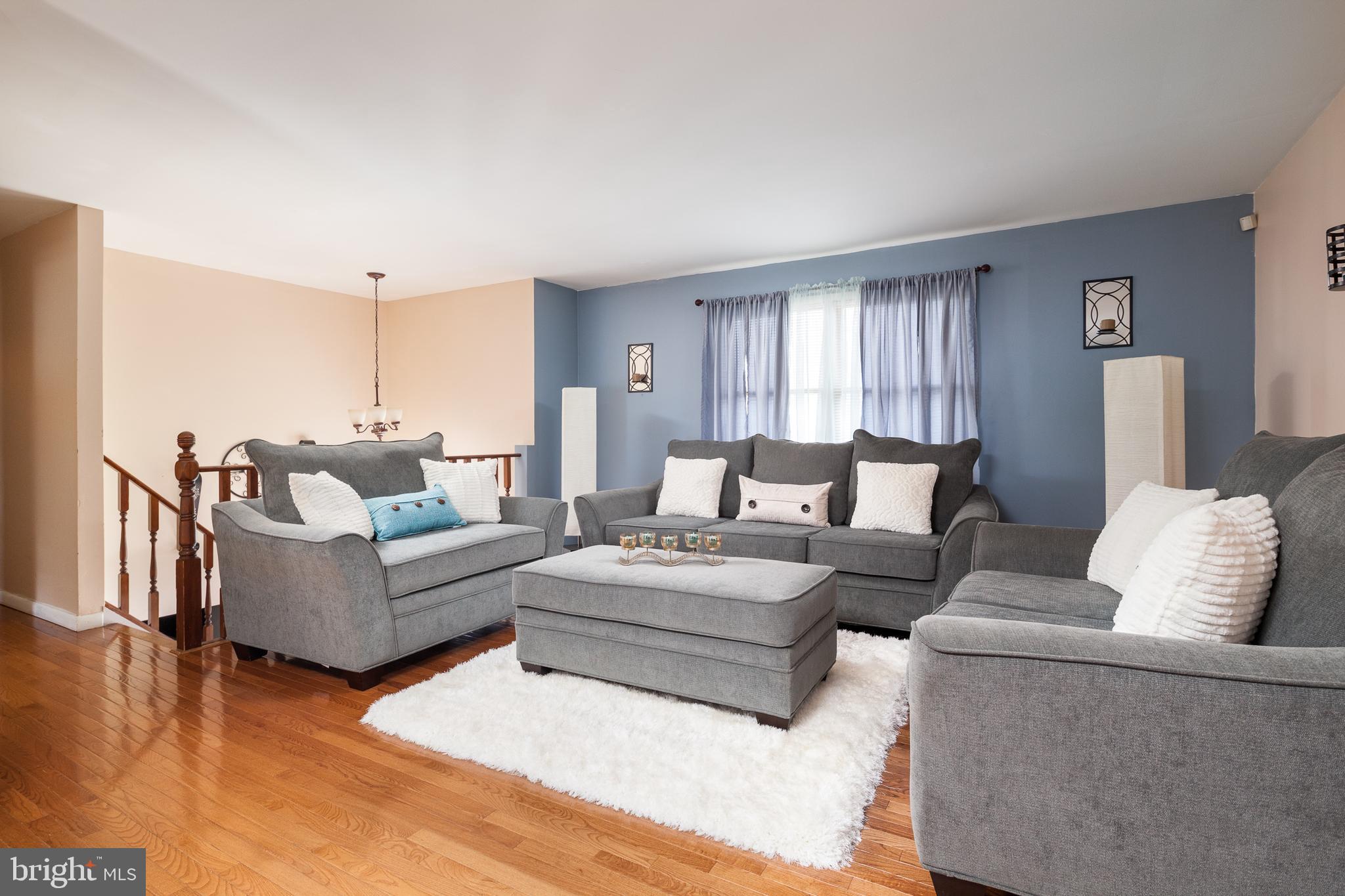 WINDSOR MILL - Residential