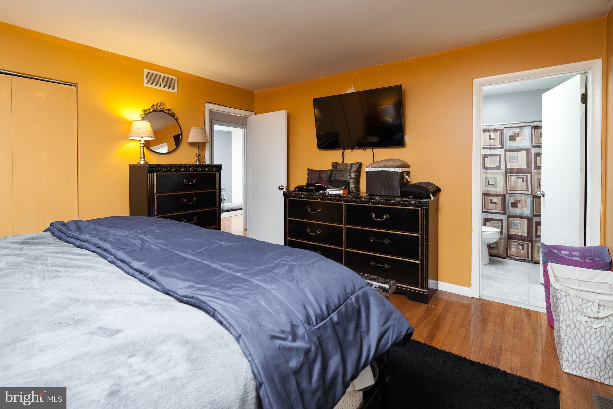 WINDSOR MILL - Residential