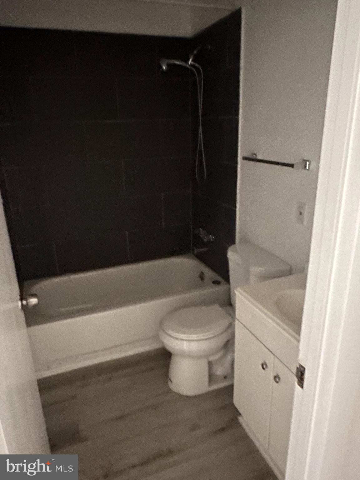 BROADWAY EAST - Residential