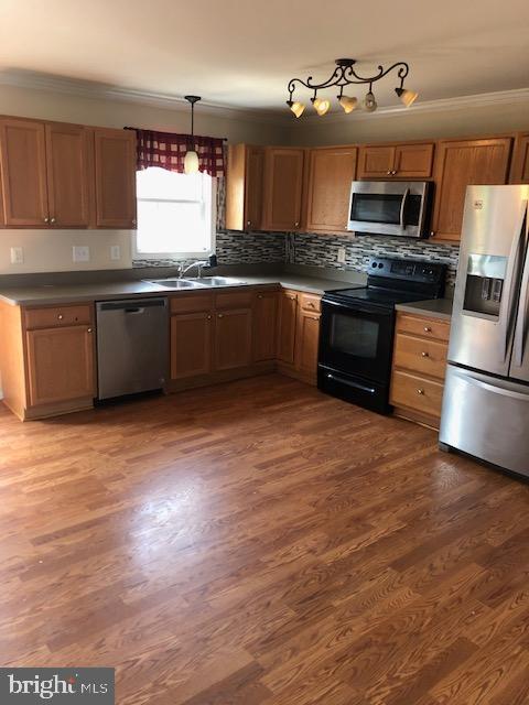 MADISON EDINBURG - Residential