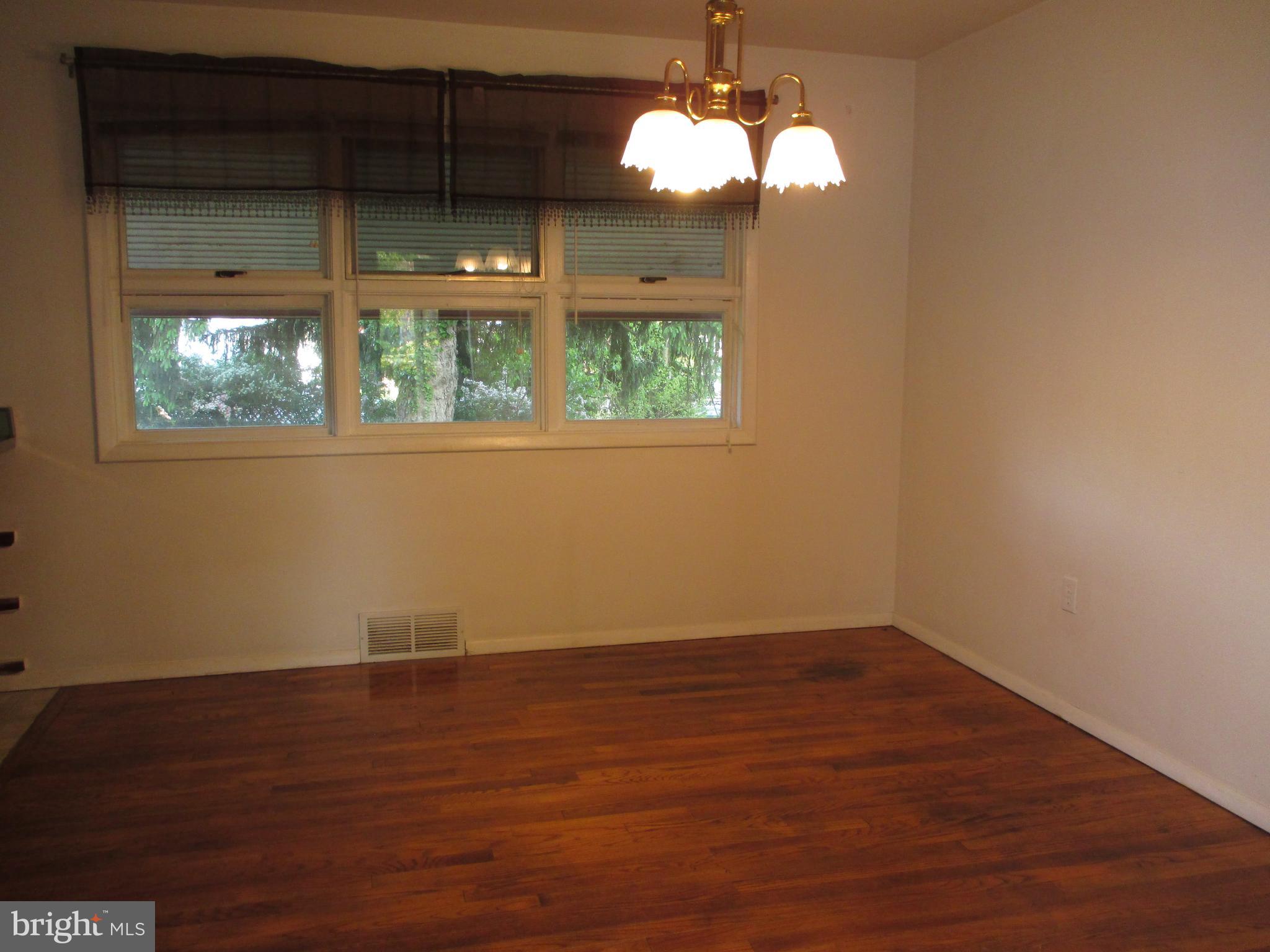 SPRINGETTSBURY TWP - Residential
