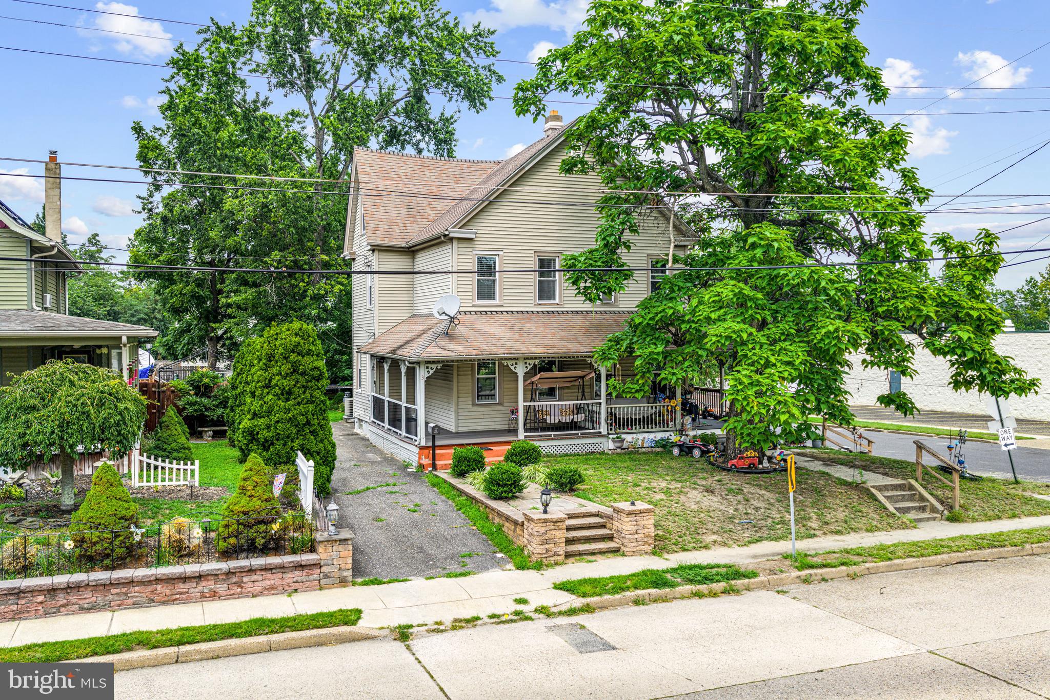 3 CHEWS LANDING ROAD