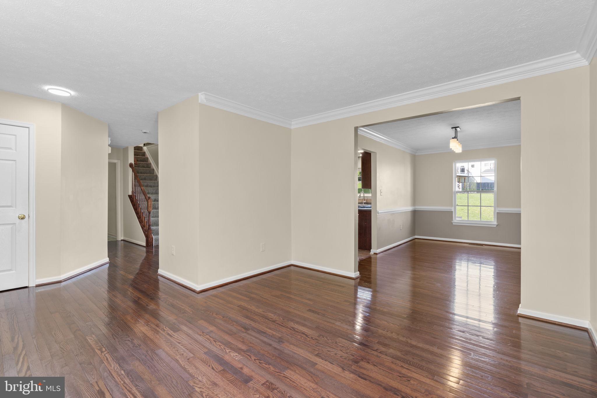 DEER RUN AT MAYFIELD - Residential