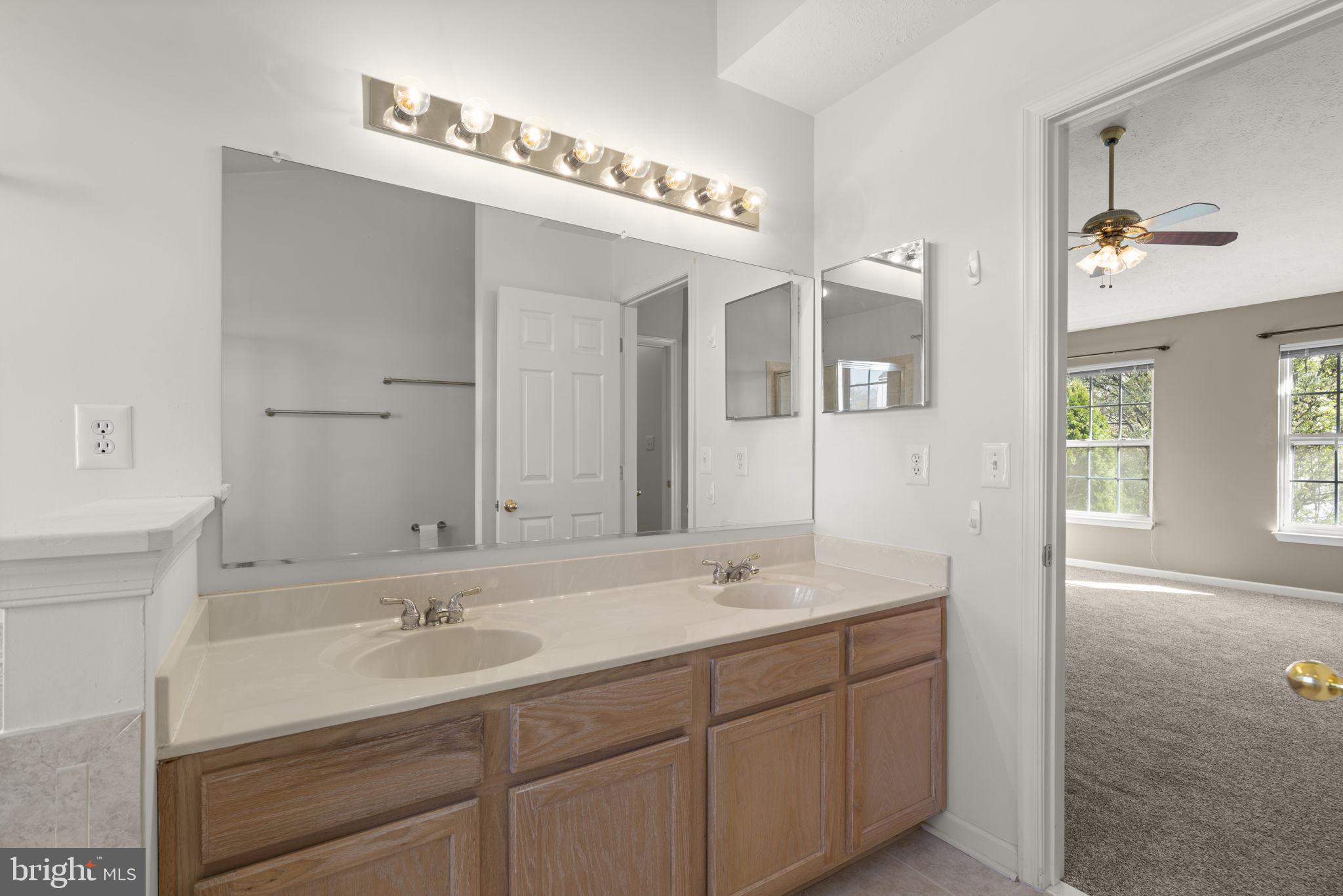 DEER RUN AT MAYFIELD - Residential