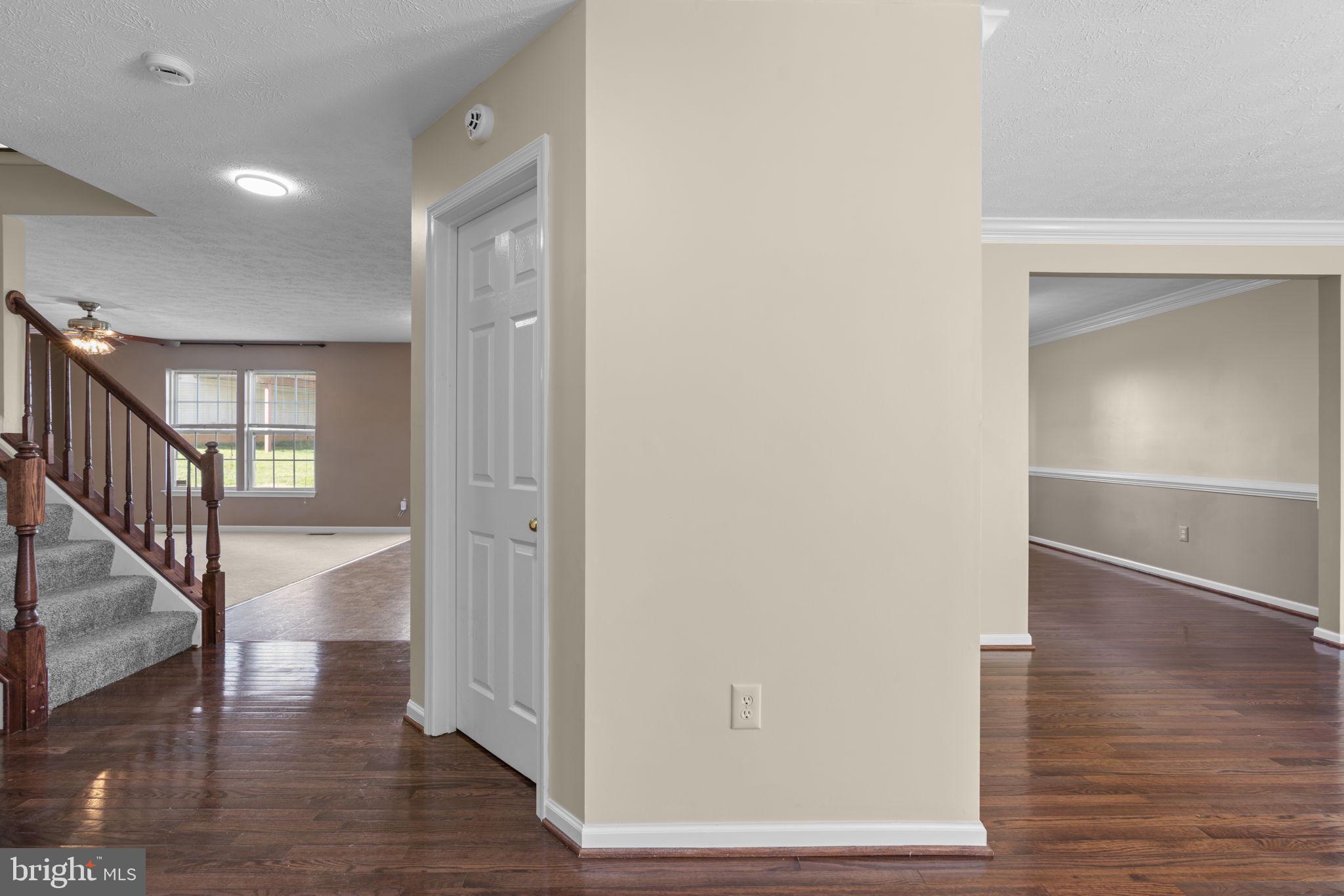 DEER RUN AT MAYFIELD - Residential