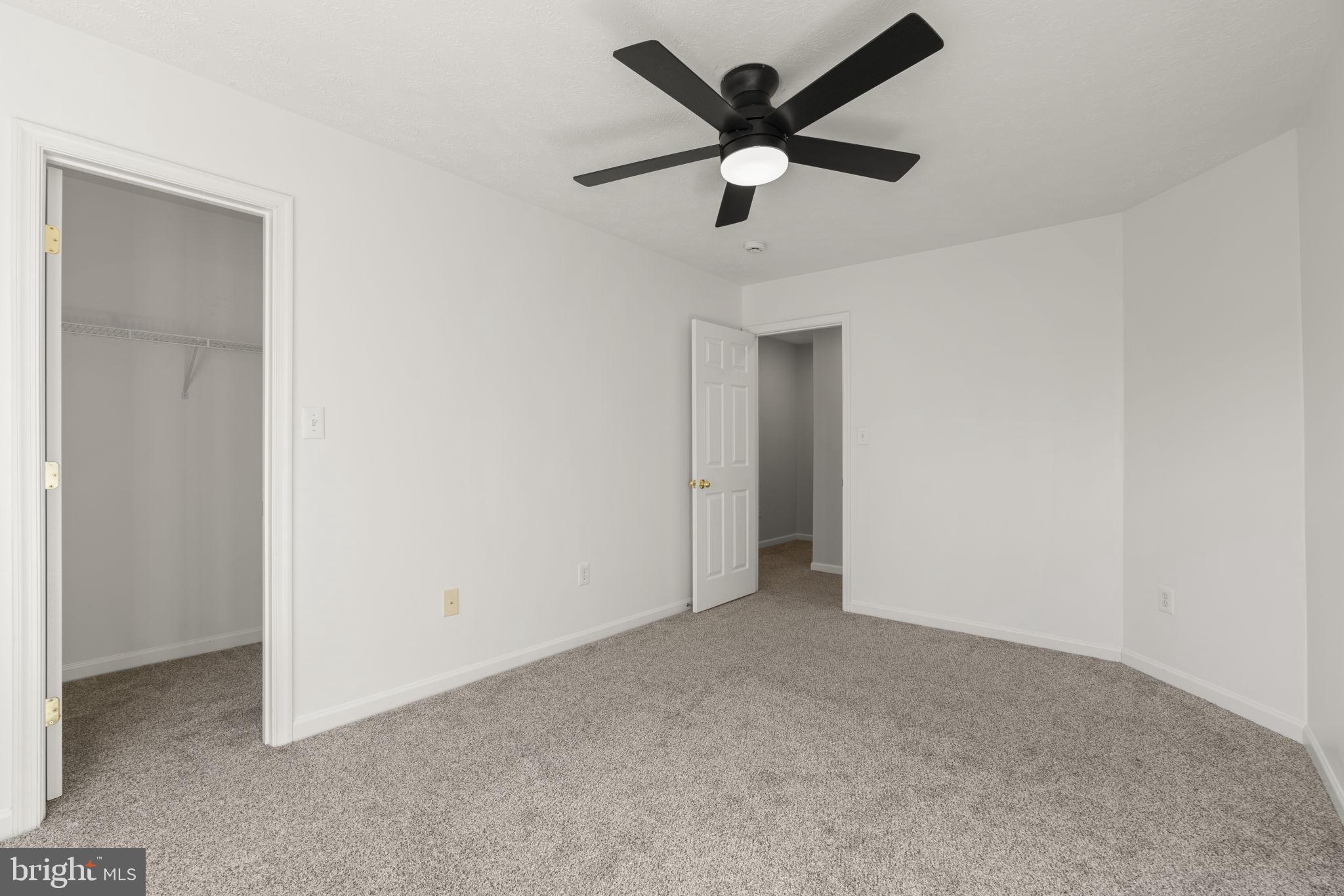 DEER RUN AT MAYFIELD - Residential