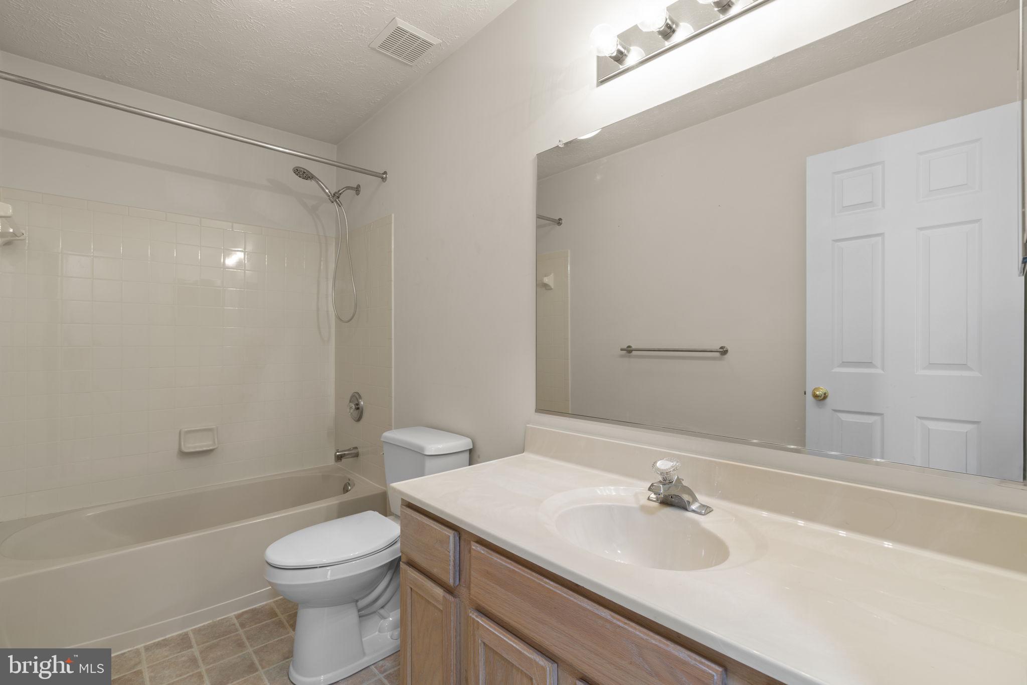 DEER RUN AT MAYFIELD - Residential