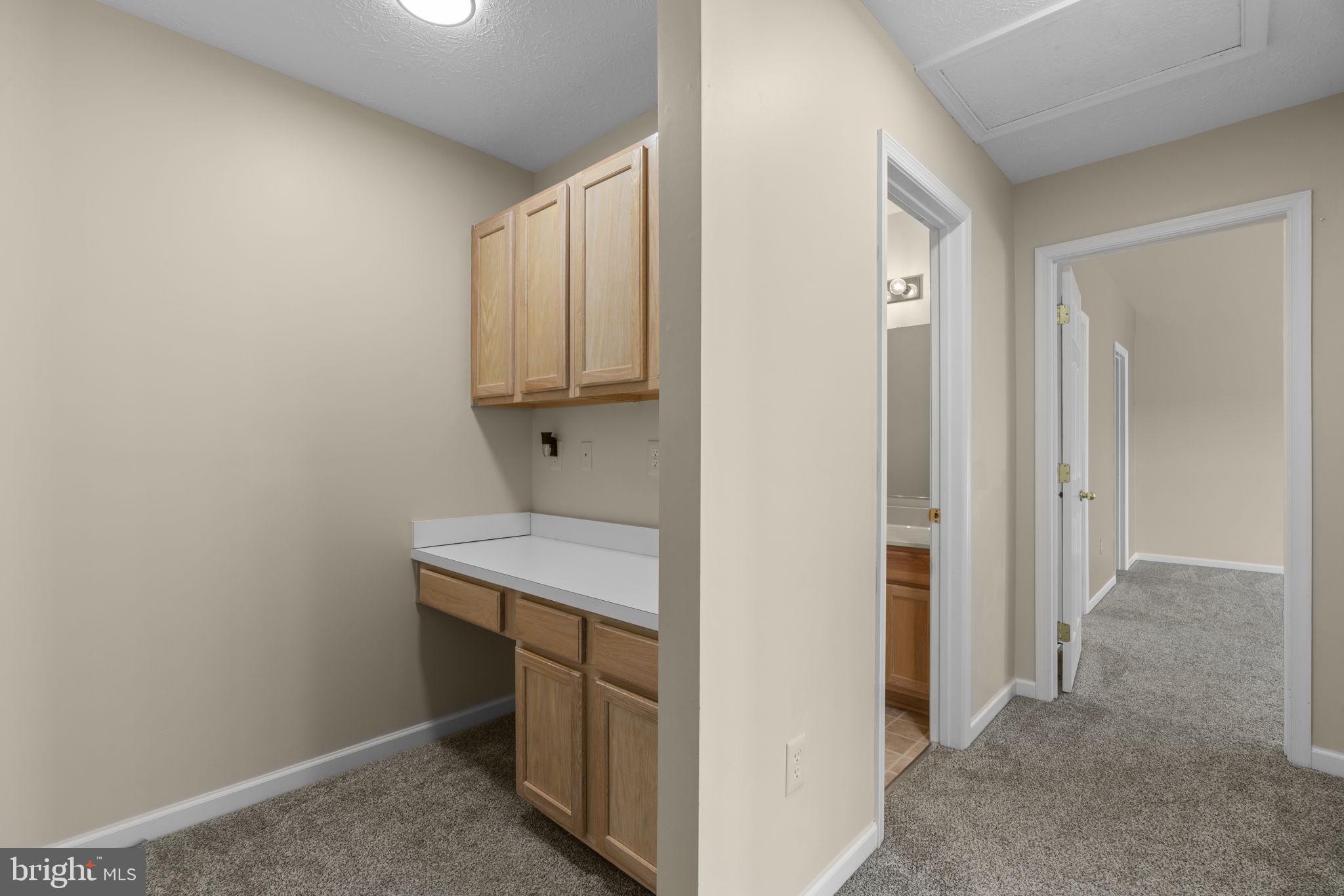 DEER RUN AT MAYFIELD - Residential