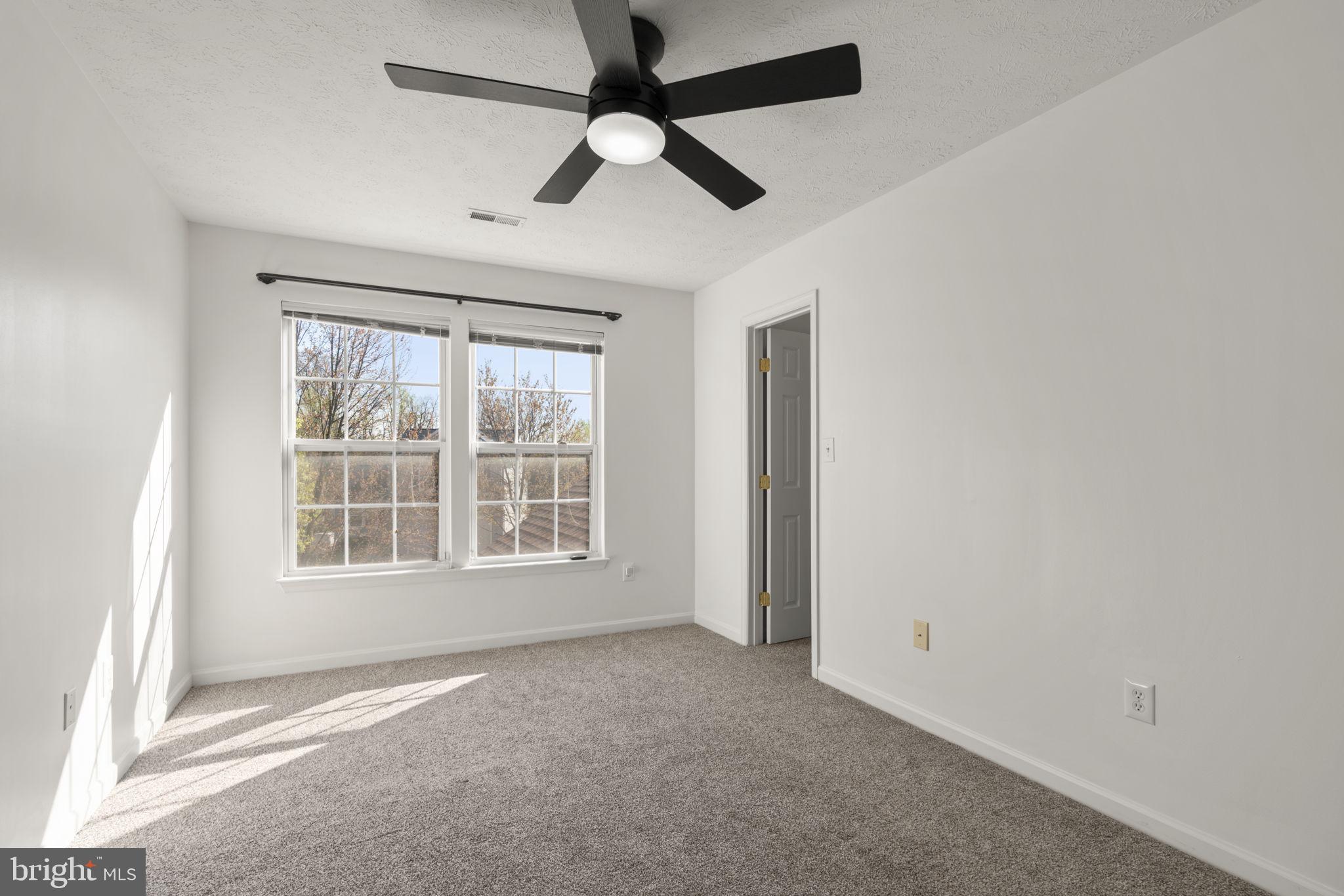 DEER RUN AT MAYFIELD - Residential