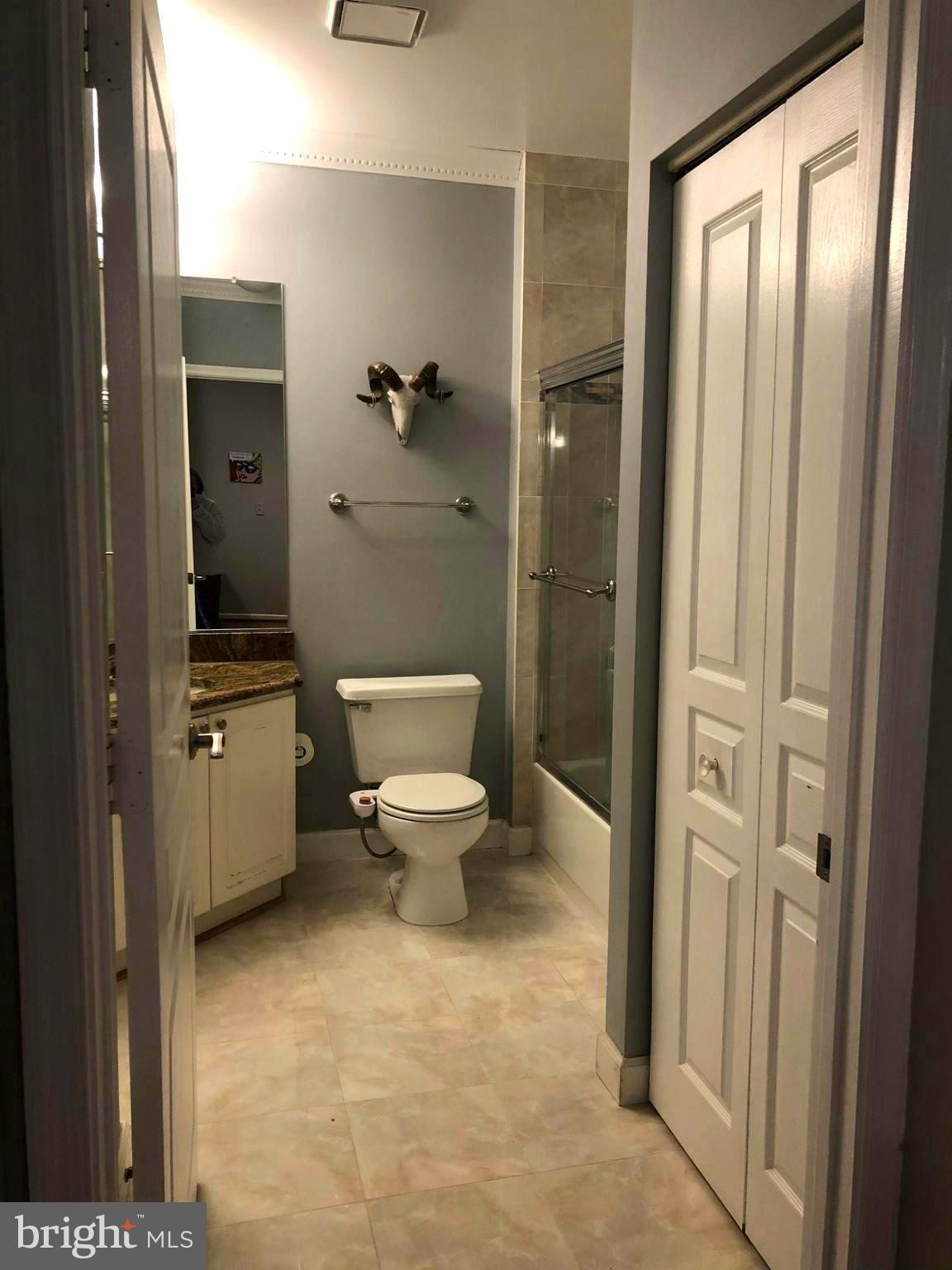 WORLDGATE CONDO - Residential Lease