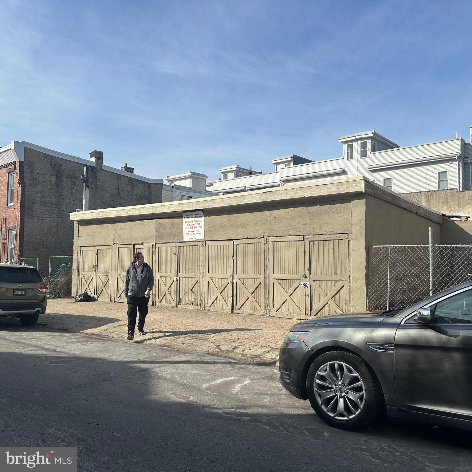PORT RICHMOND - Commercial Lease